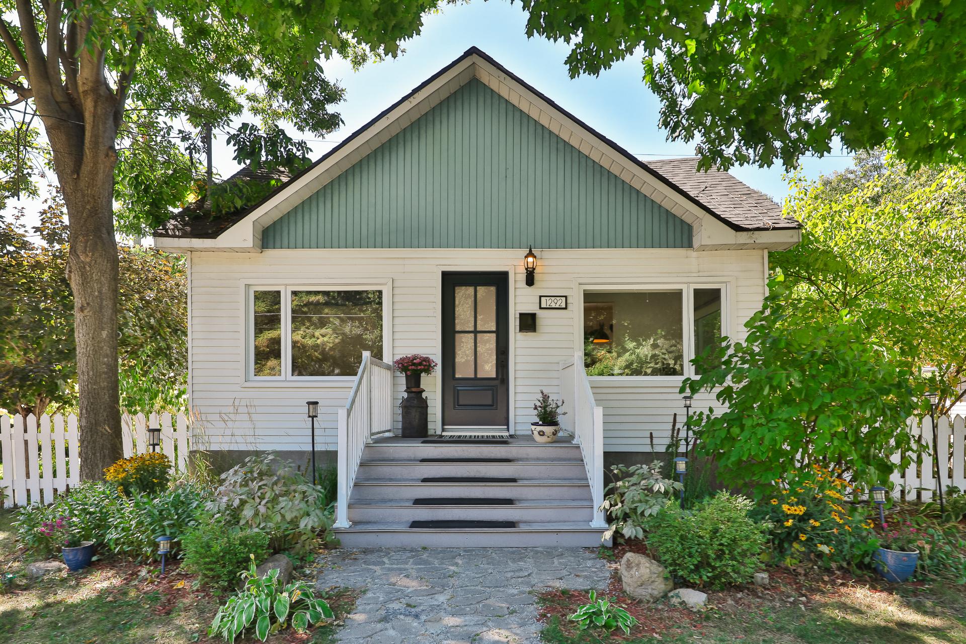 MLS: 18505752