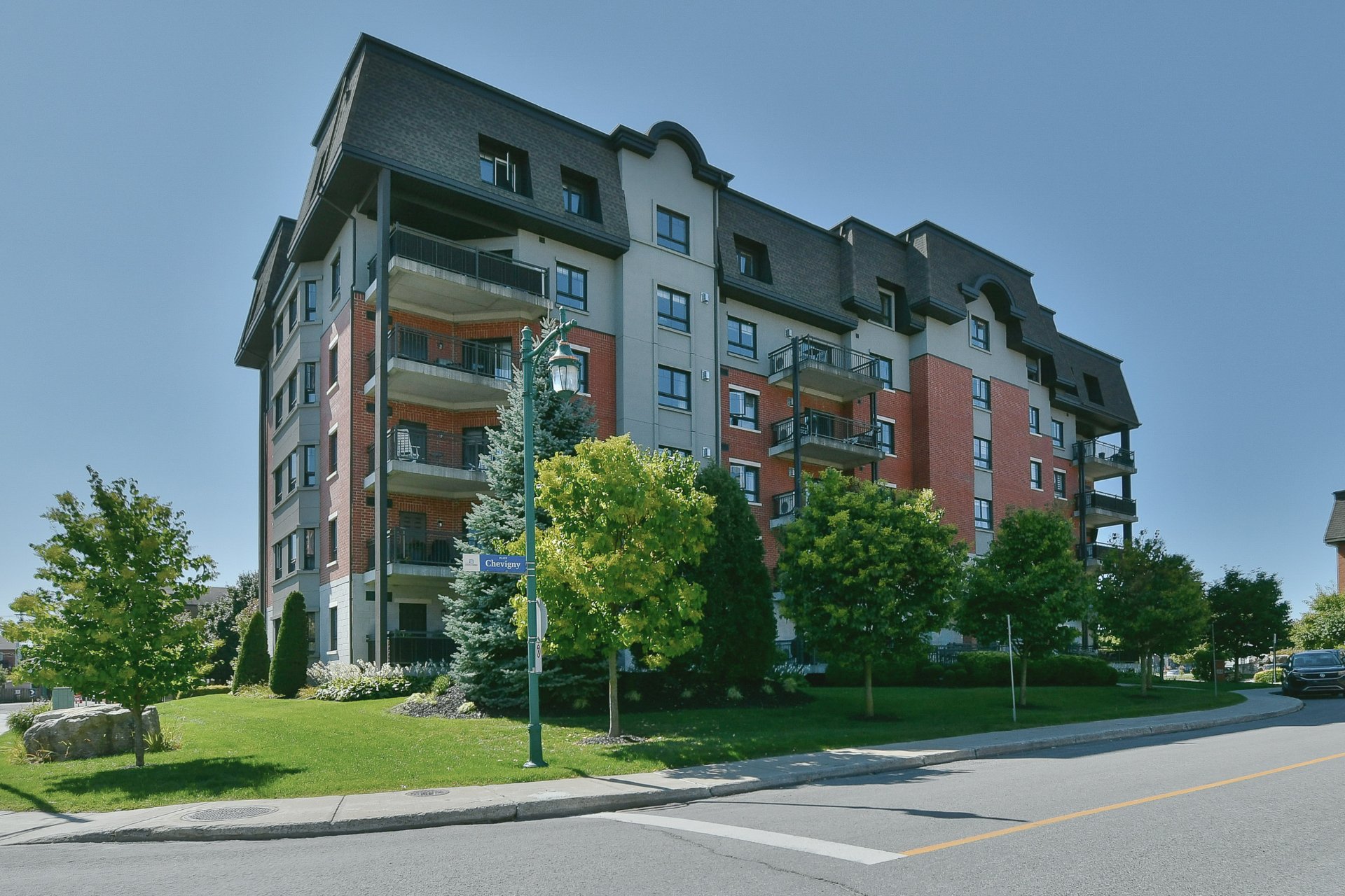 MLS: 28019629