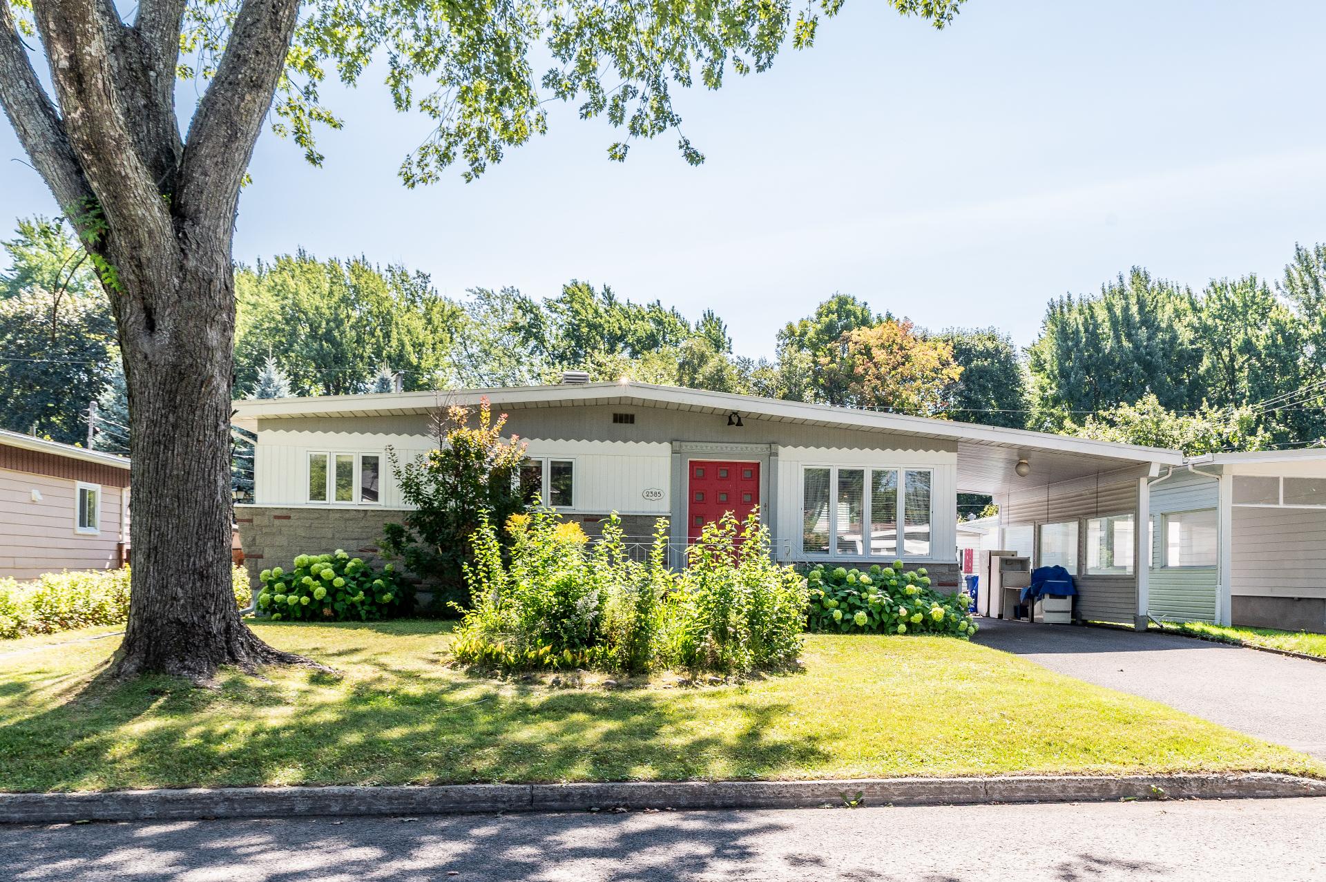 MLS: 19508296