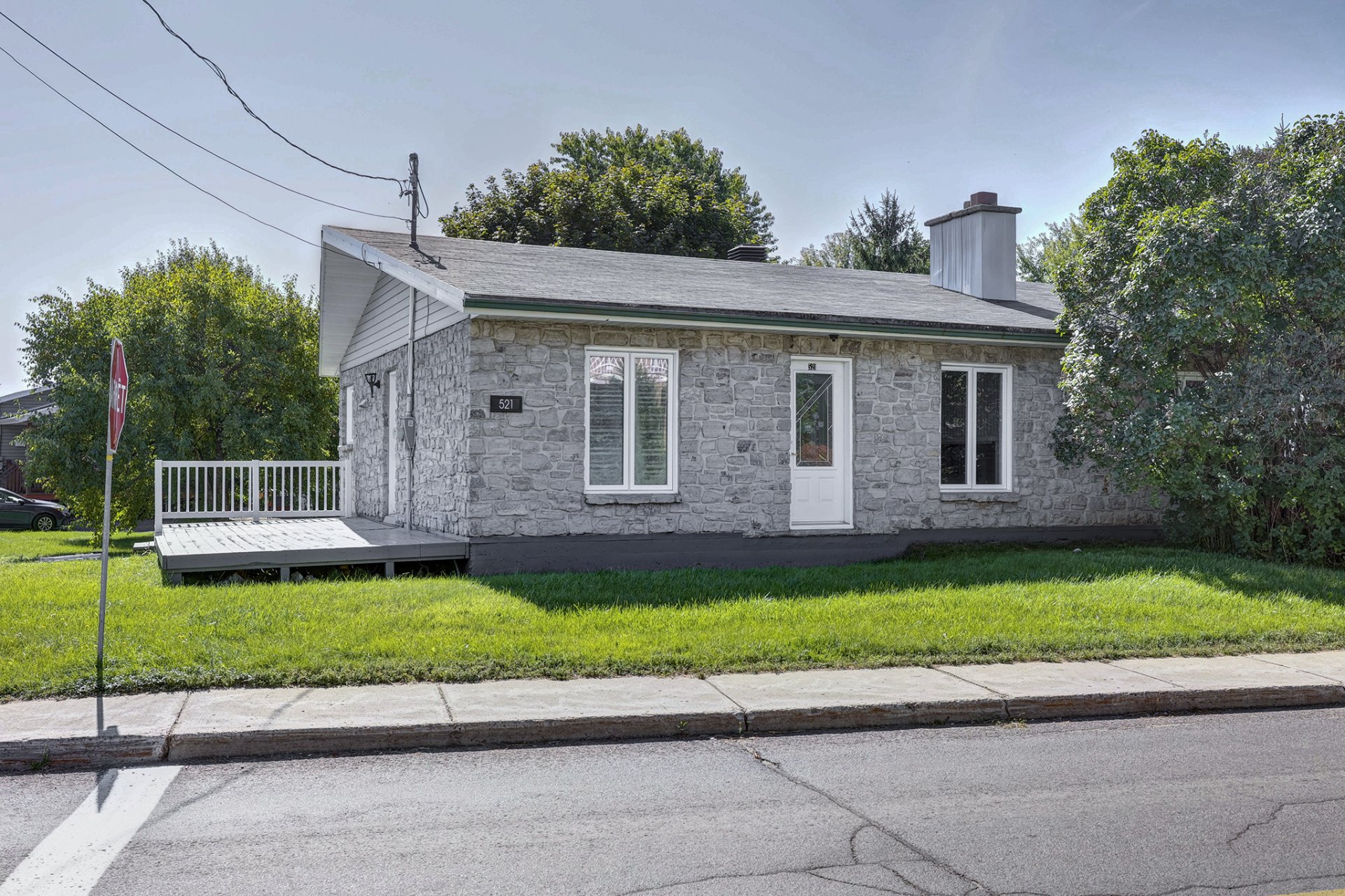 MLS: 26282336
