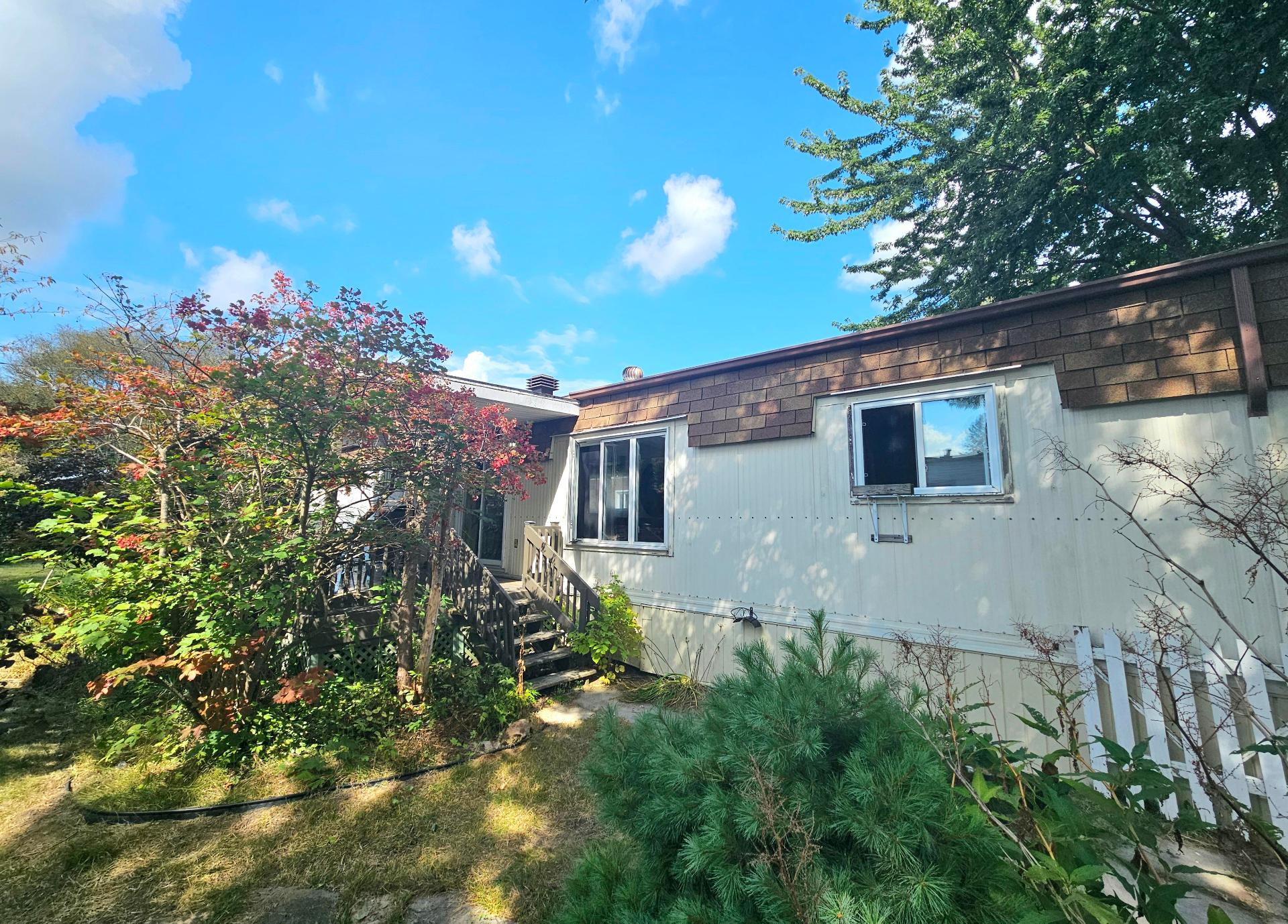MLS: 22173032
