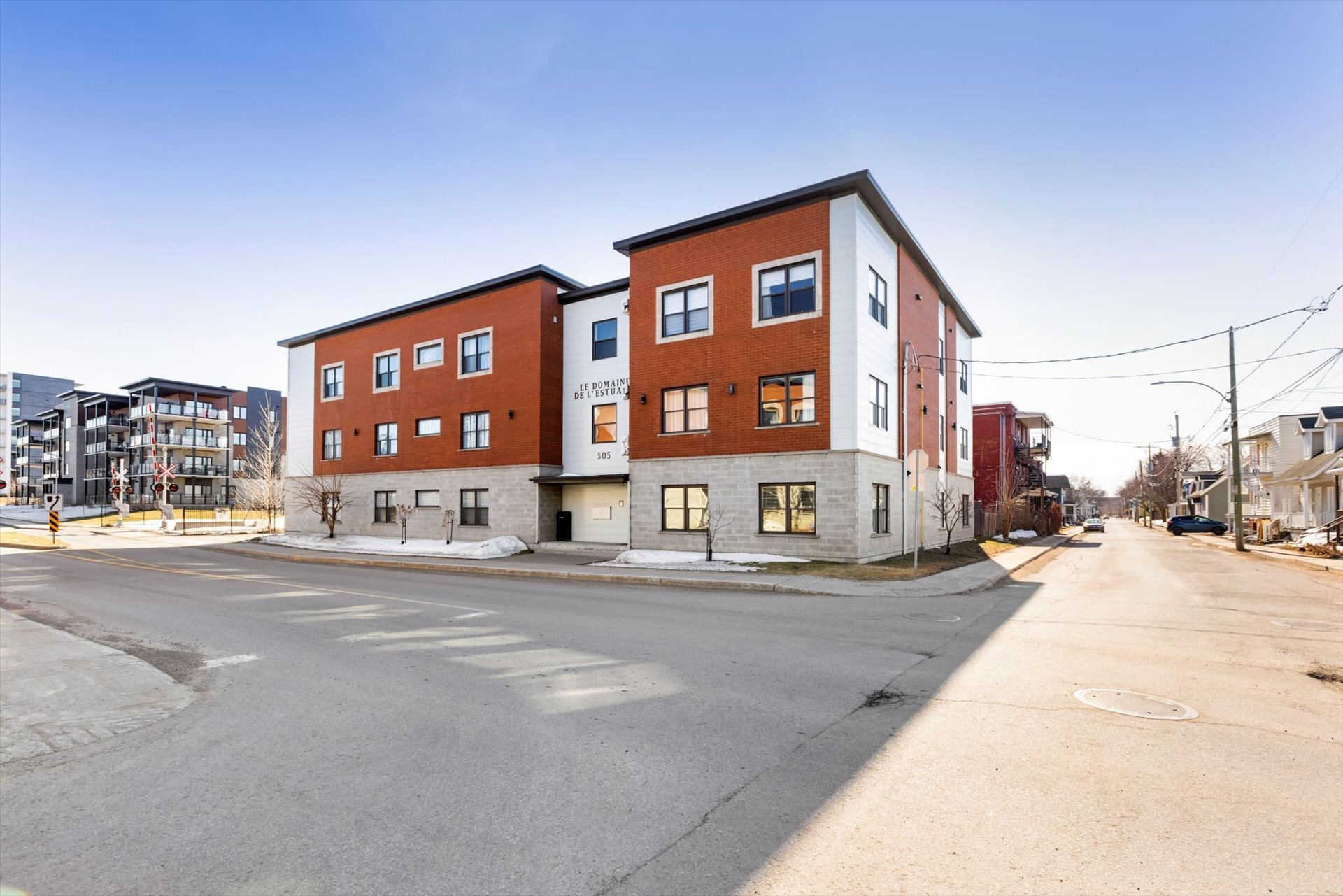 MLS: 15897431