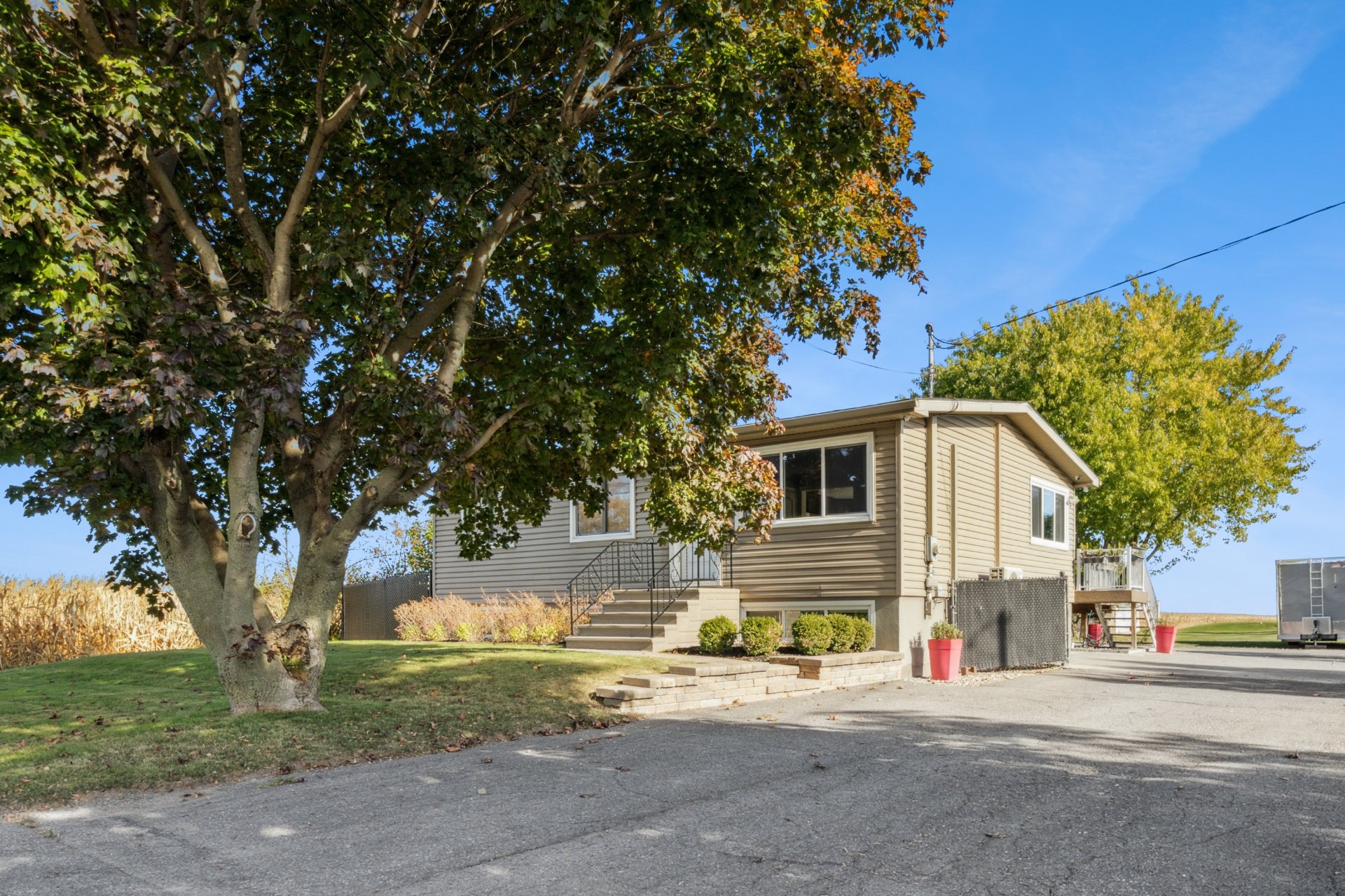 MLS: 24096023