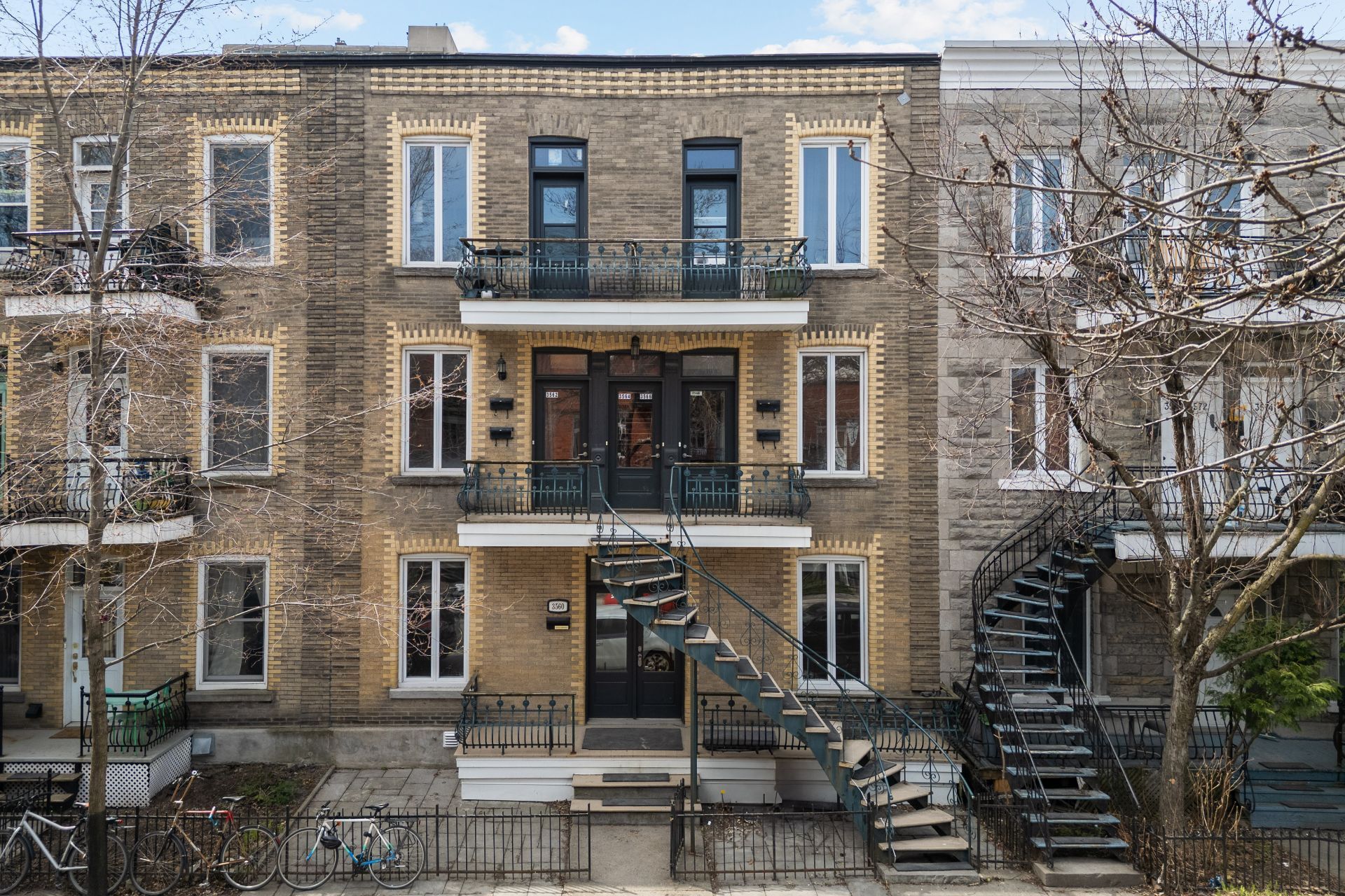 MLS: 23445856