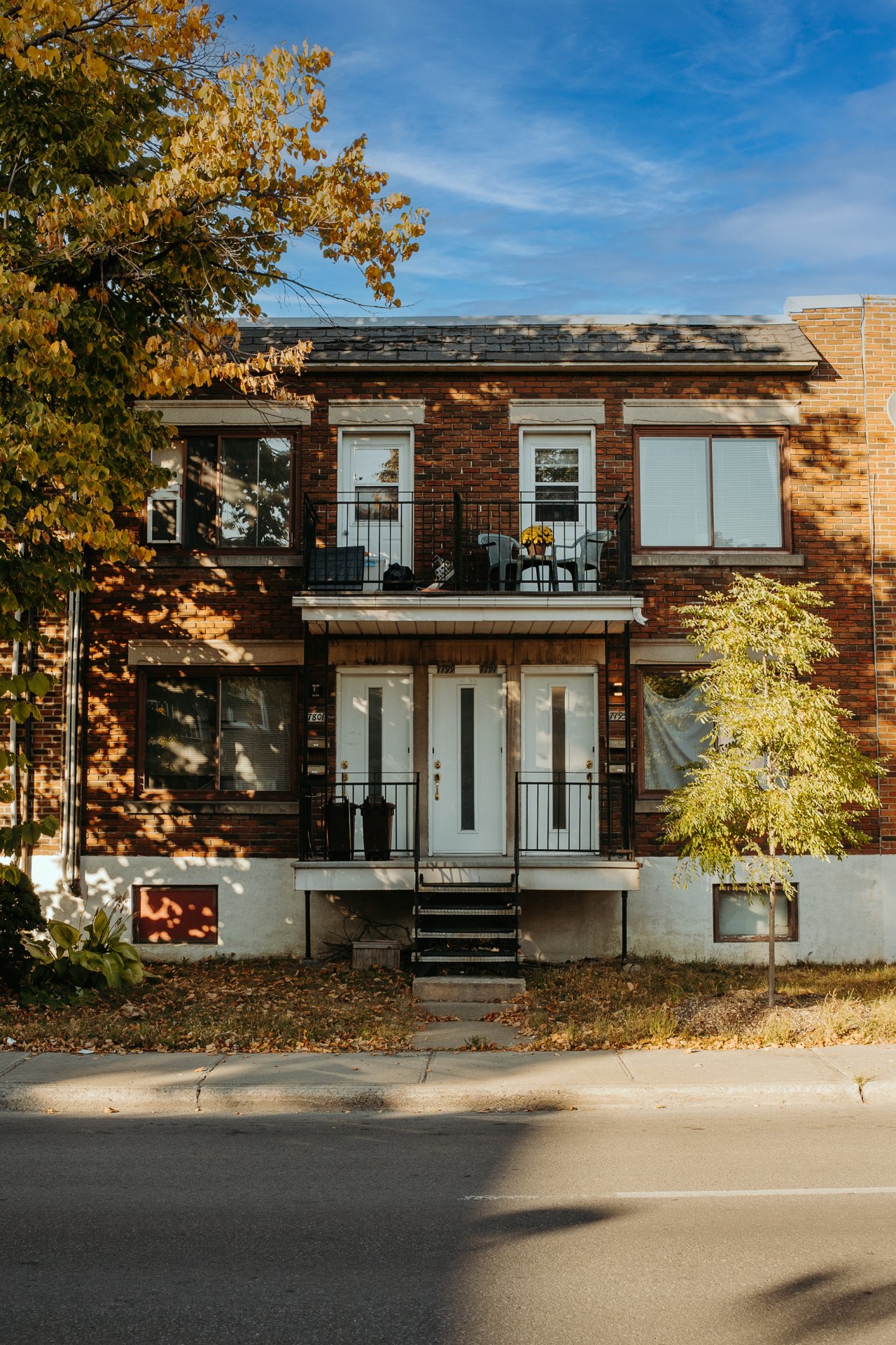 MLS: 24520820