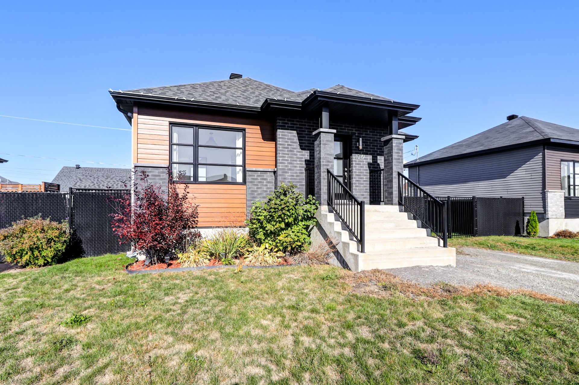 MLS: 20936335