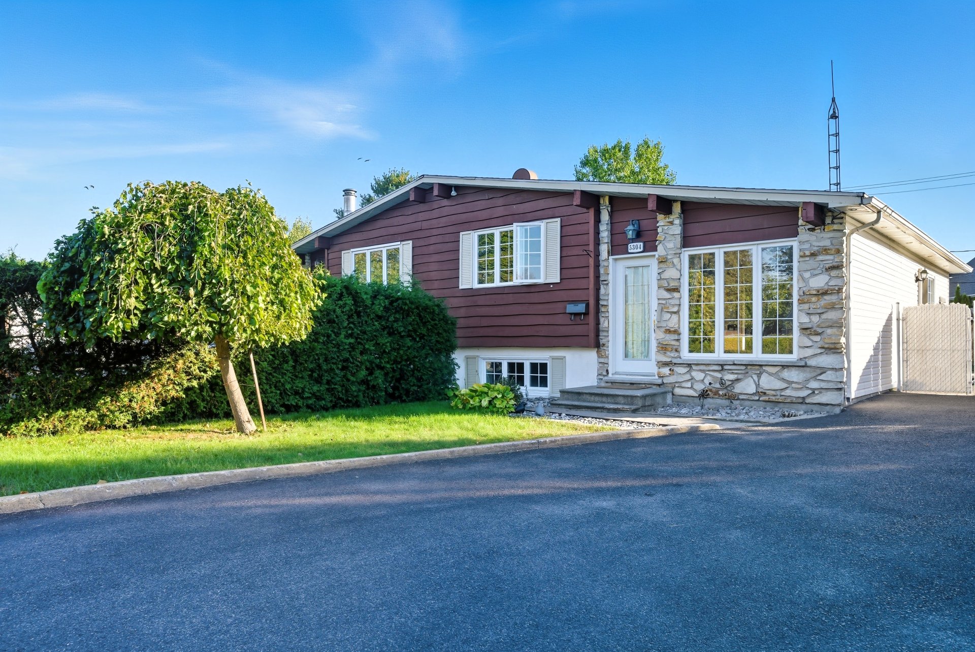 MLS: 16905894