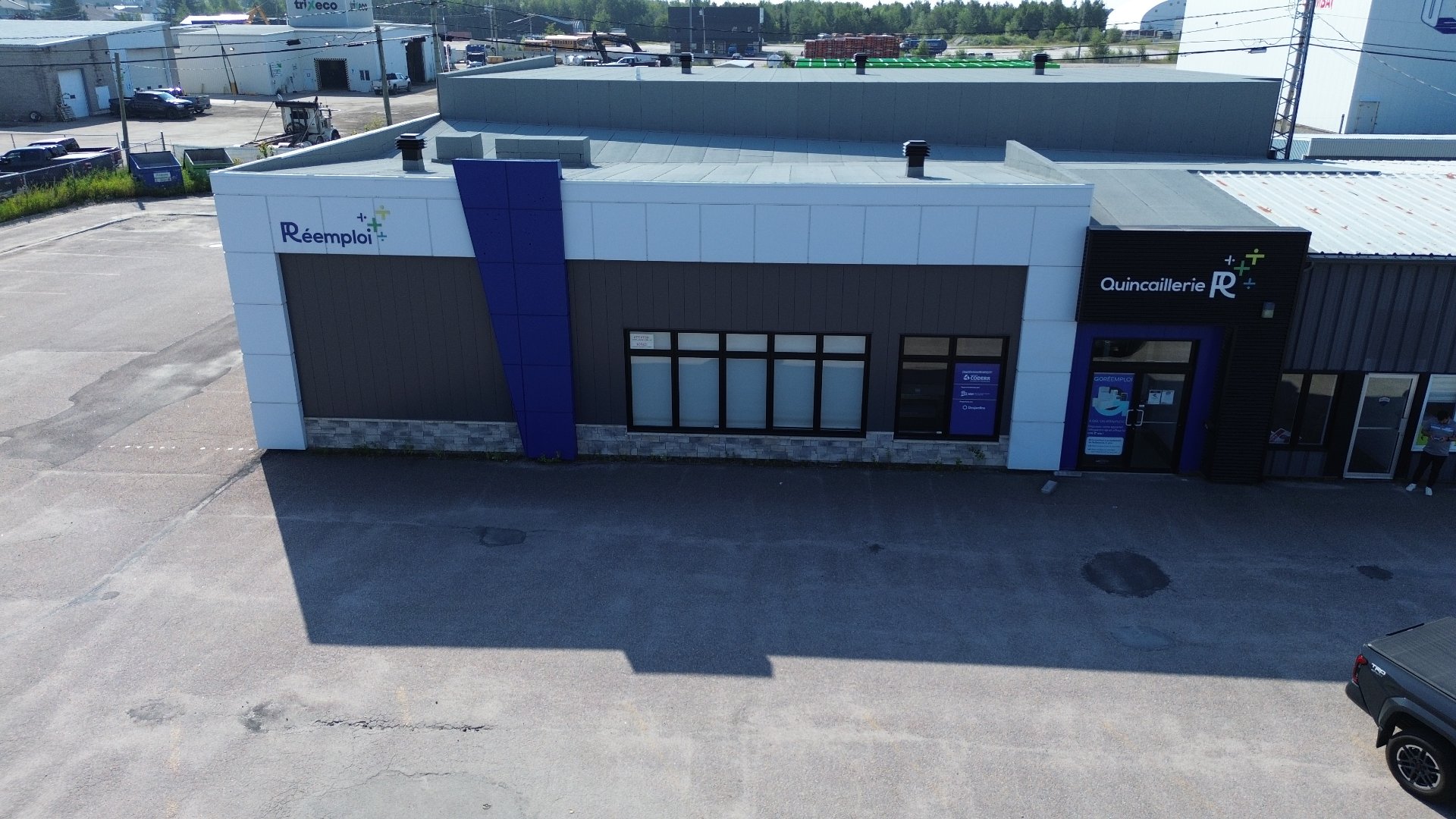 MLS: 25874881