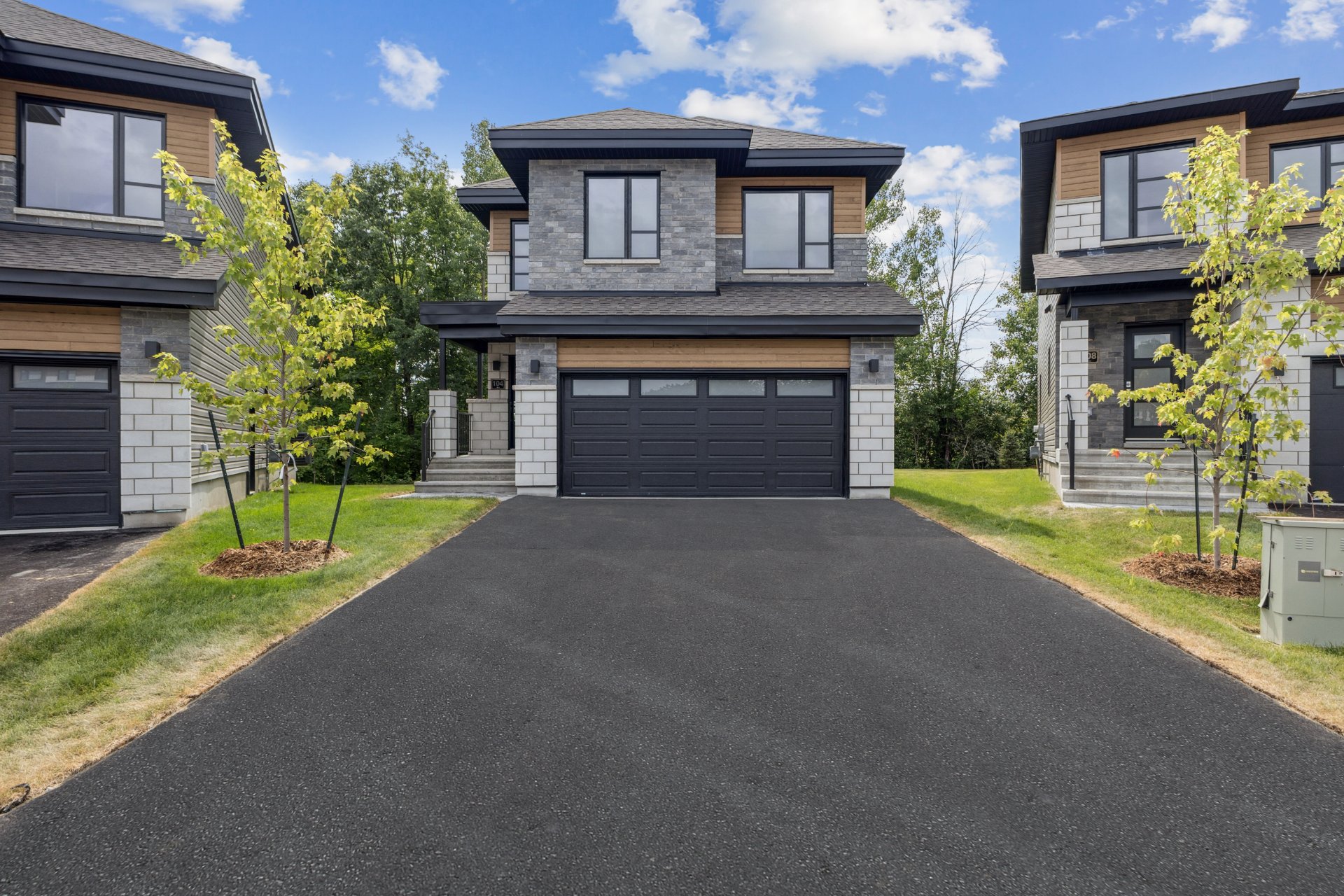 MLS: 27083832