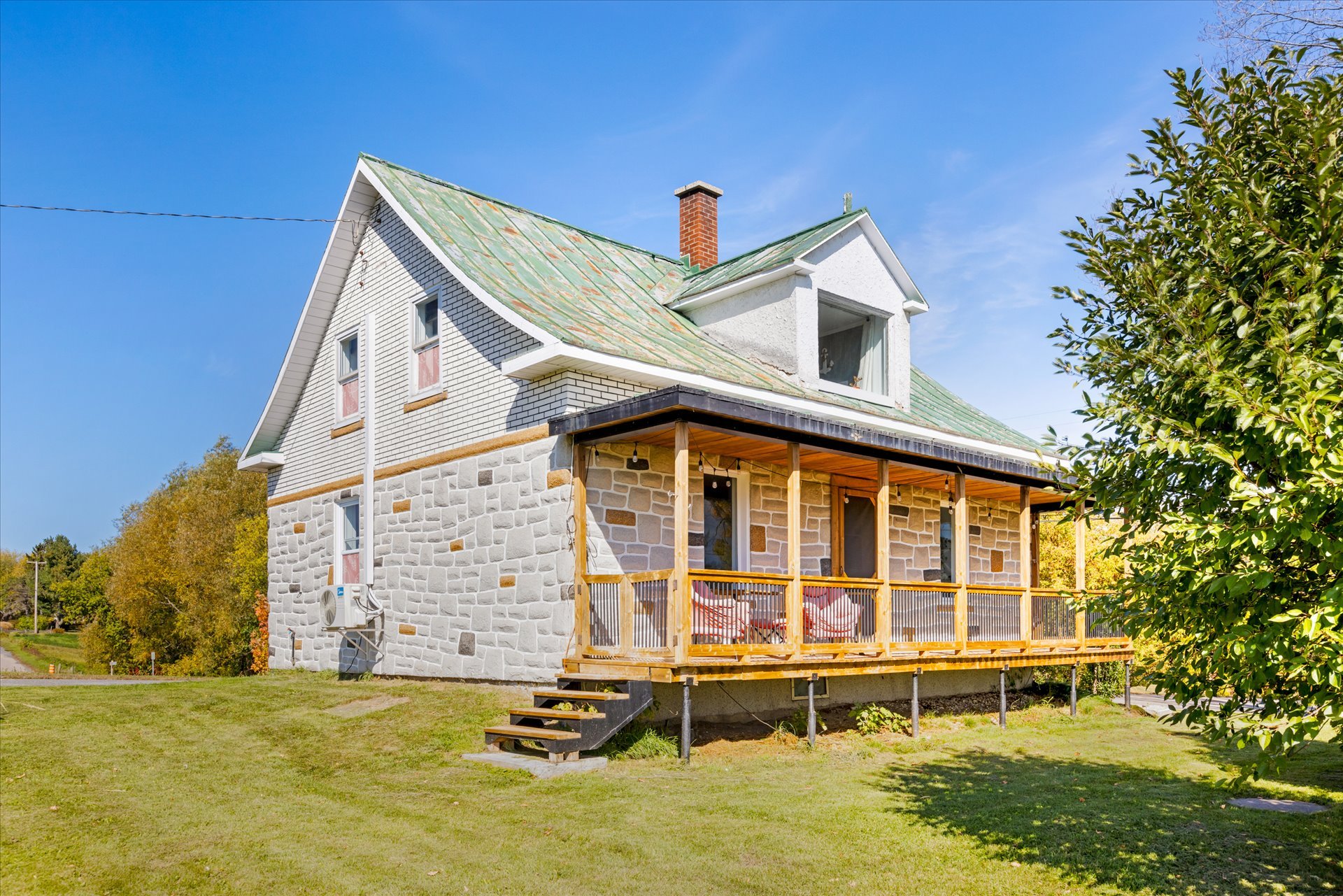 MLS: 13588382