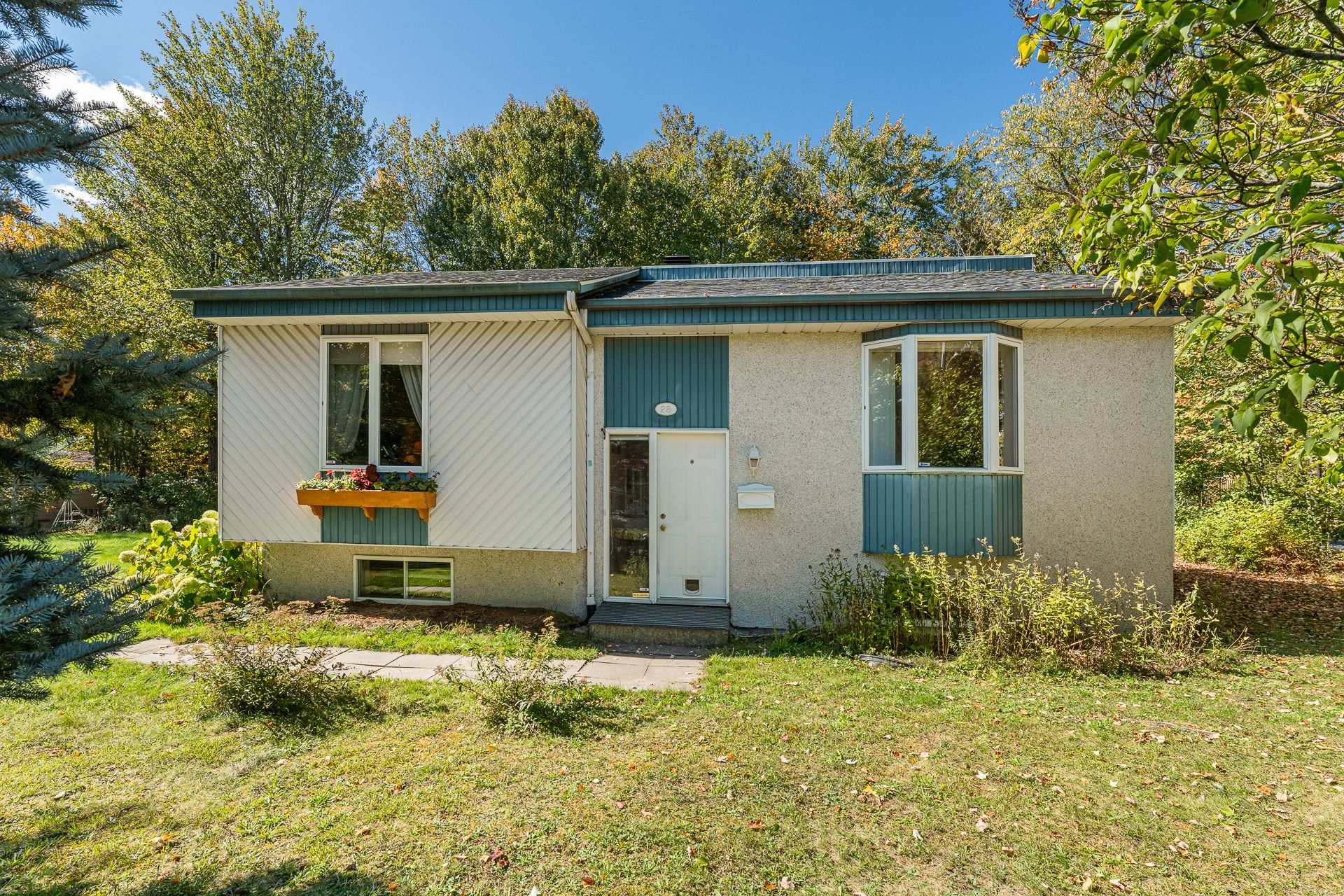 MLS: 16587916