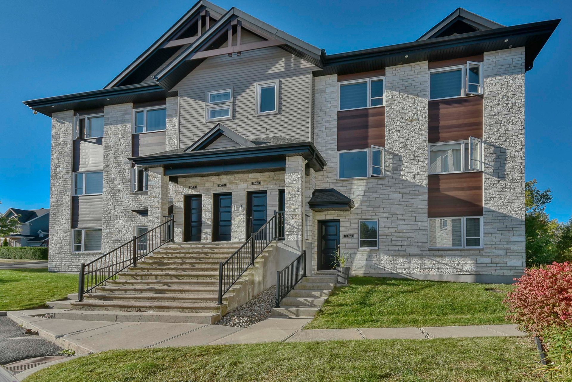 MLS: 21259706