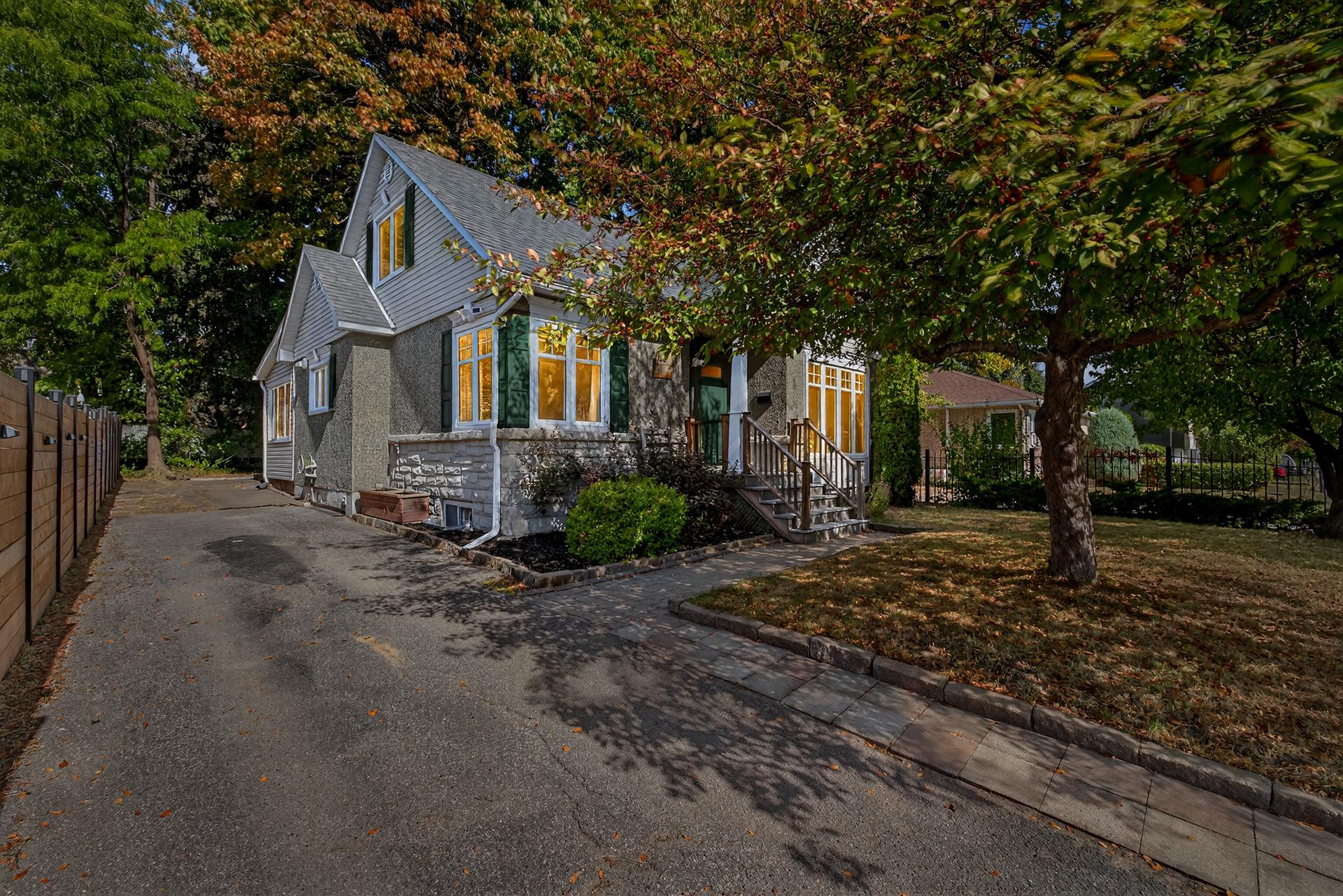 MLS: 17891467