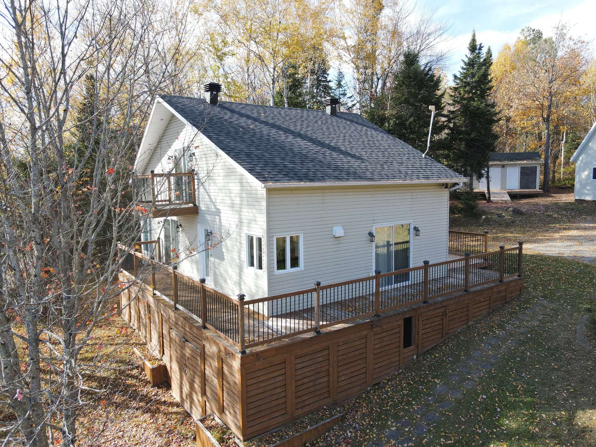 MLS: 21258329