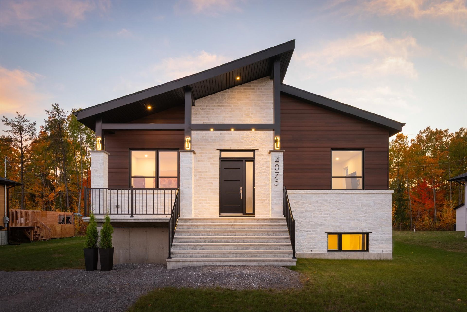 MLS: 15085051