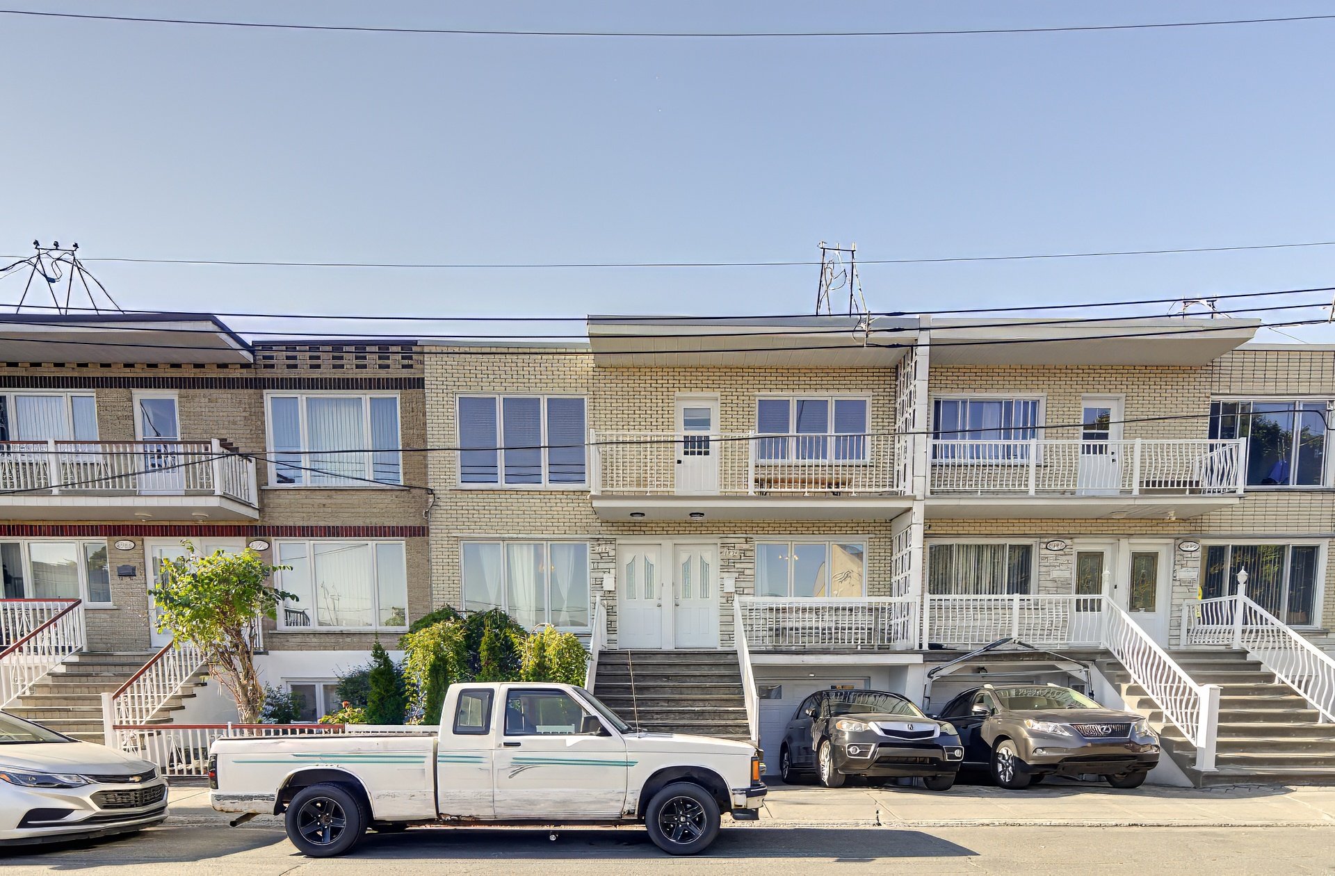 MLS: 17372345