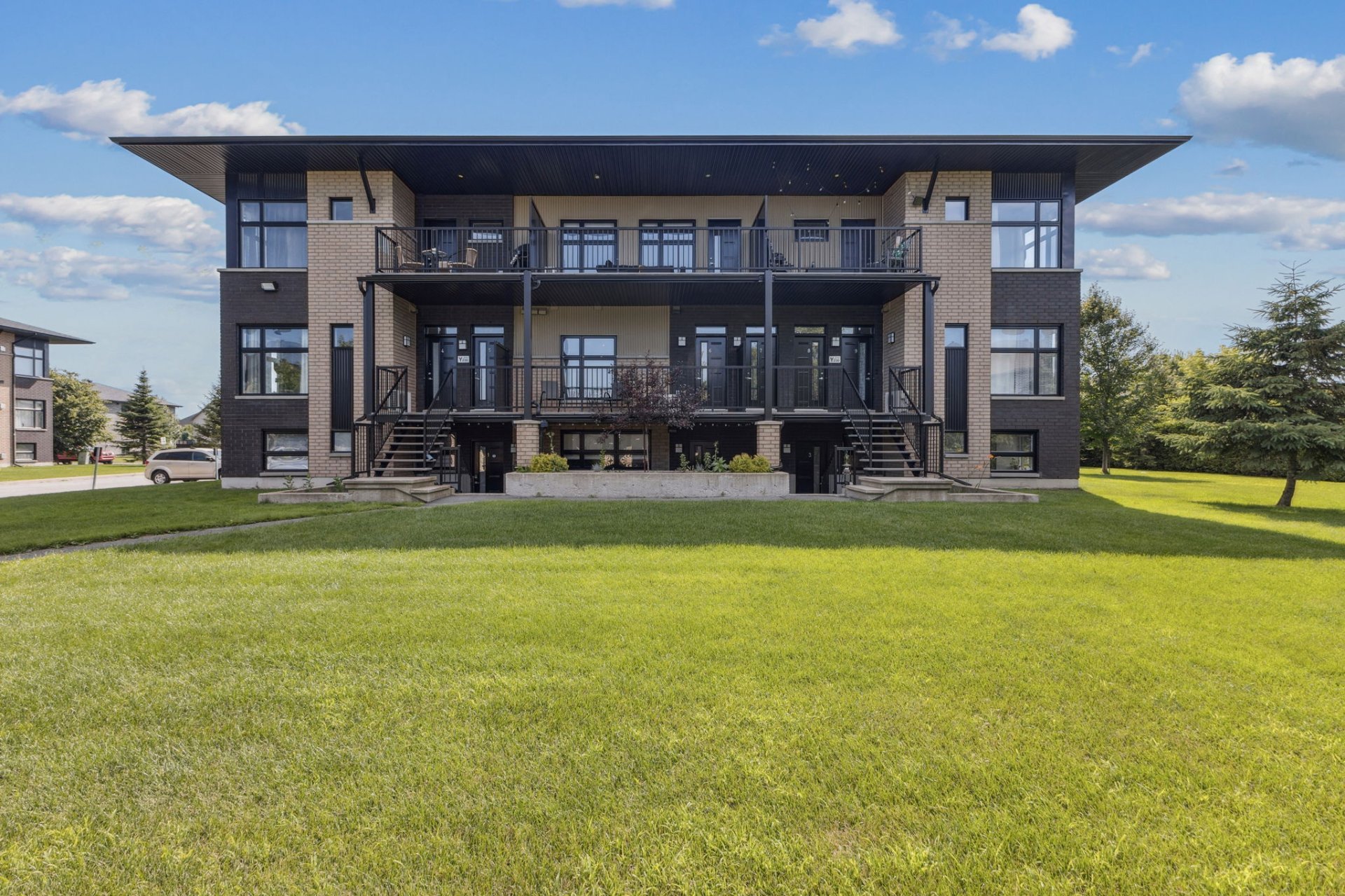 MLS: 16209742