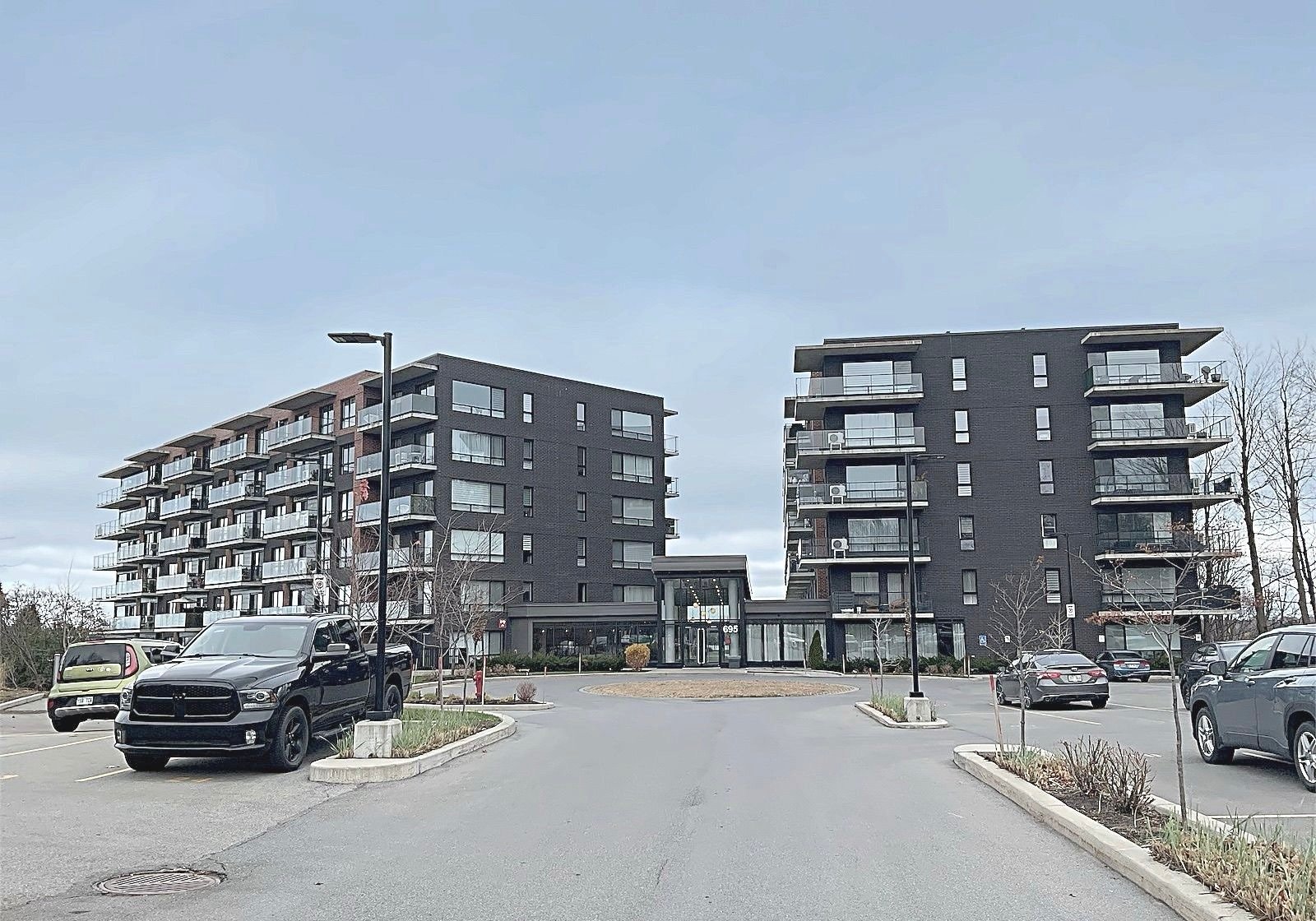 MLS: 22745994
