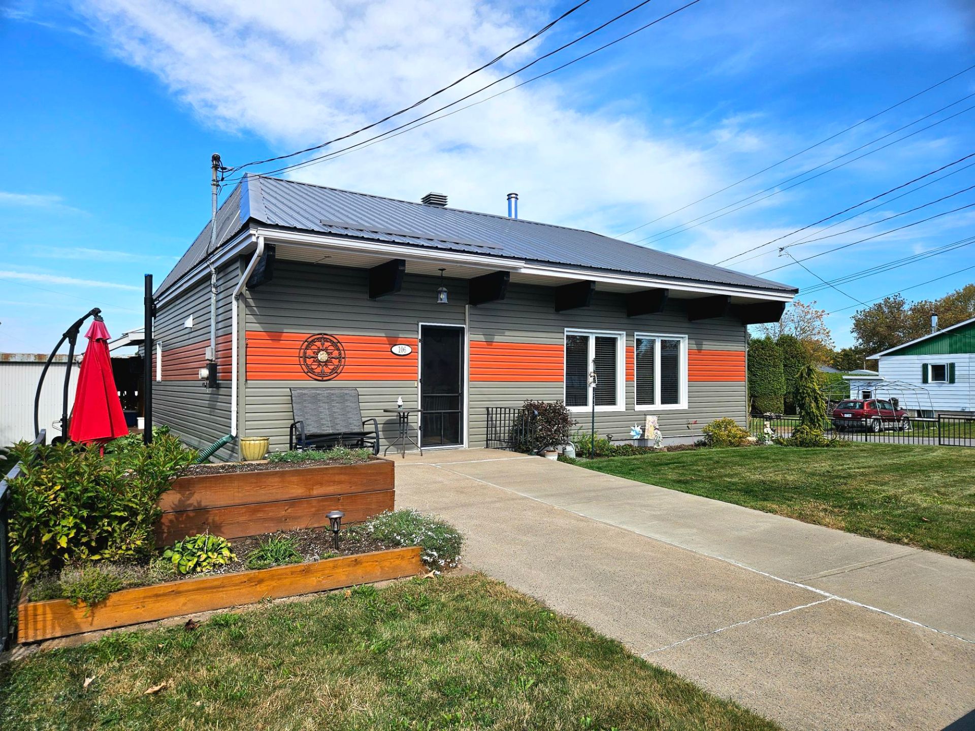 MLS: 27196426