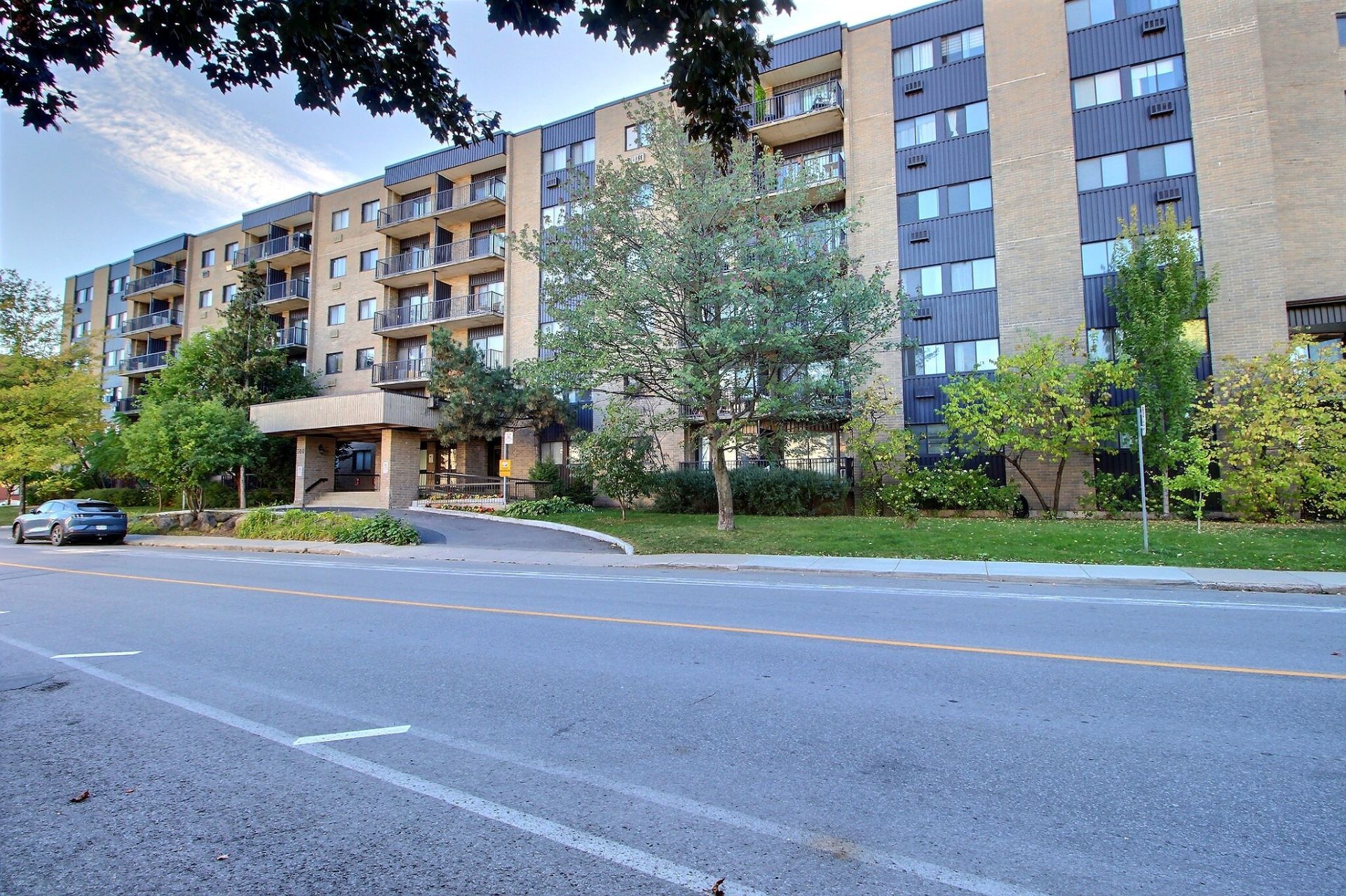 MLS: 16864108
