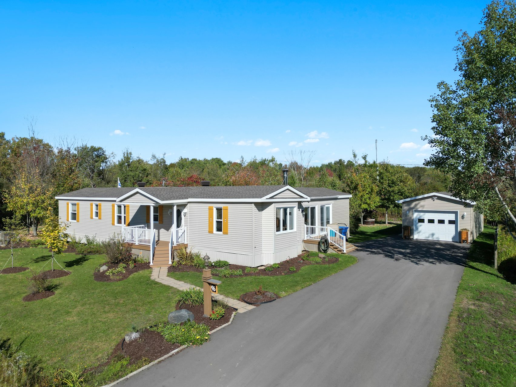 MLS: 19943531