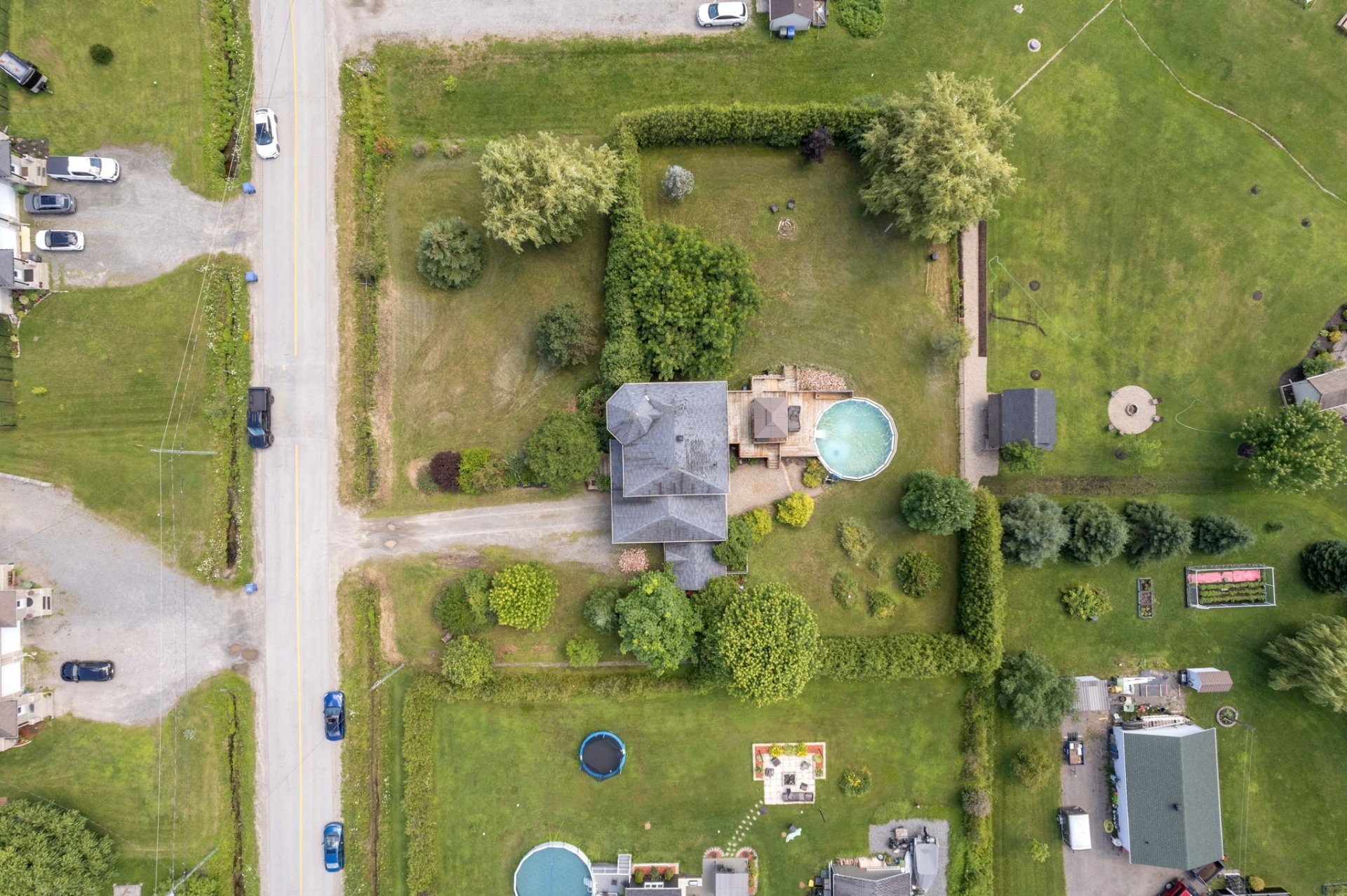 MLS: 21848848