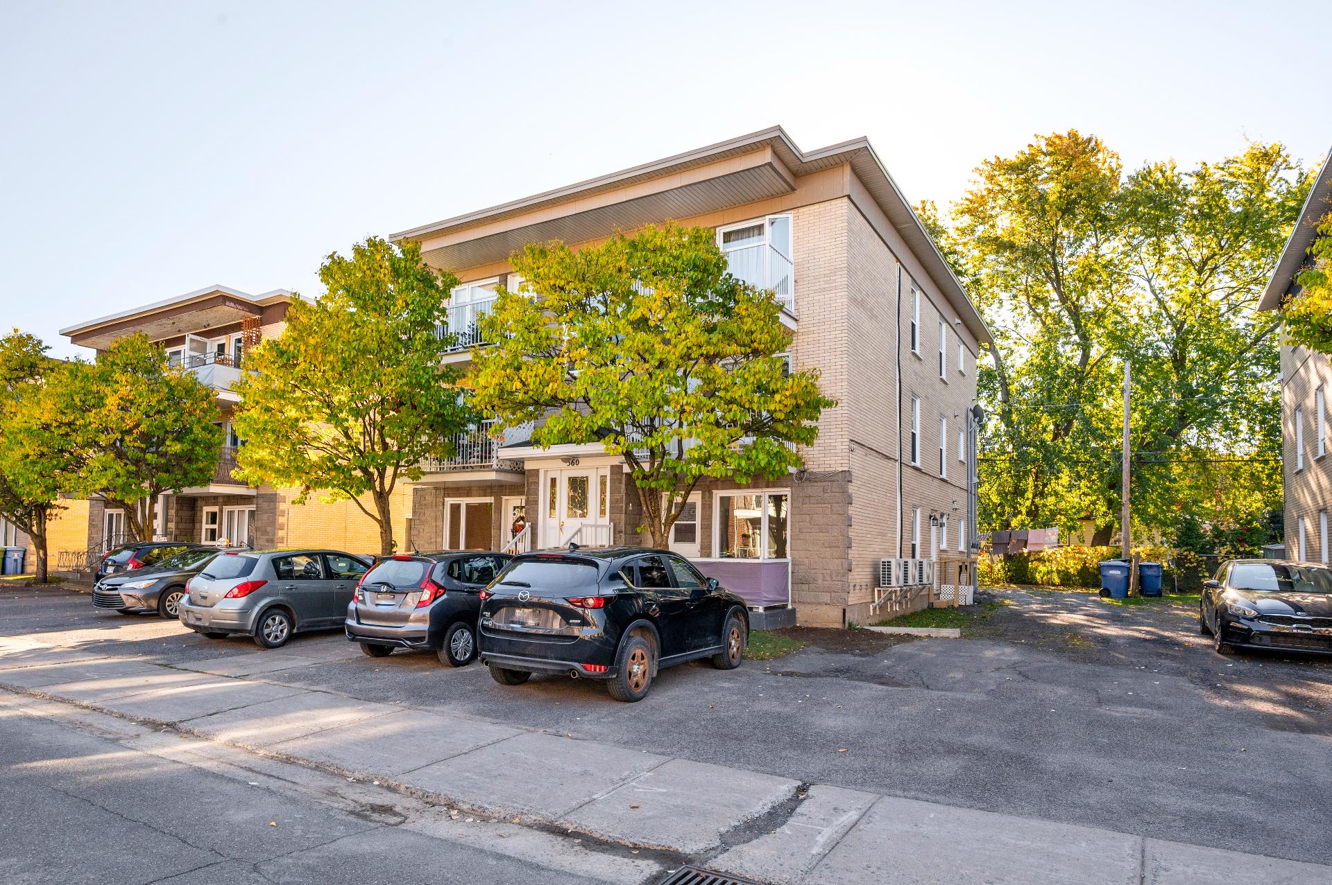 MLS: 18445898