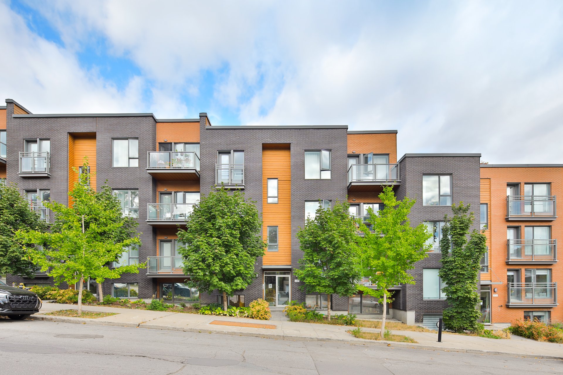 MLS: 17149444