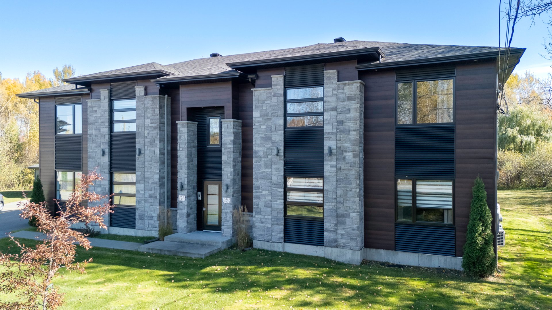MLS: 25869648