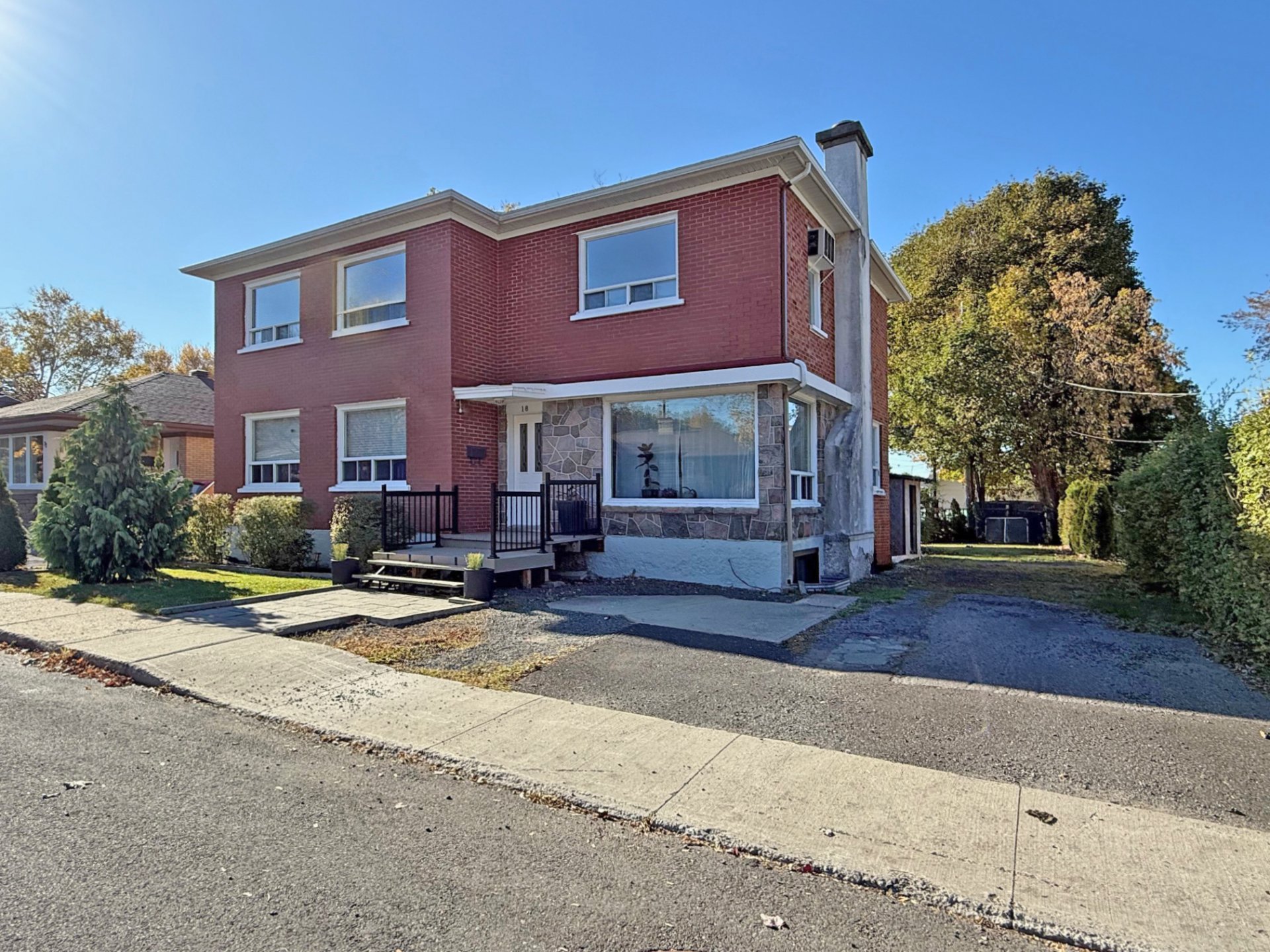 MLS: 15995141
