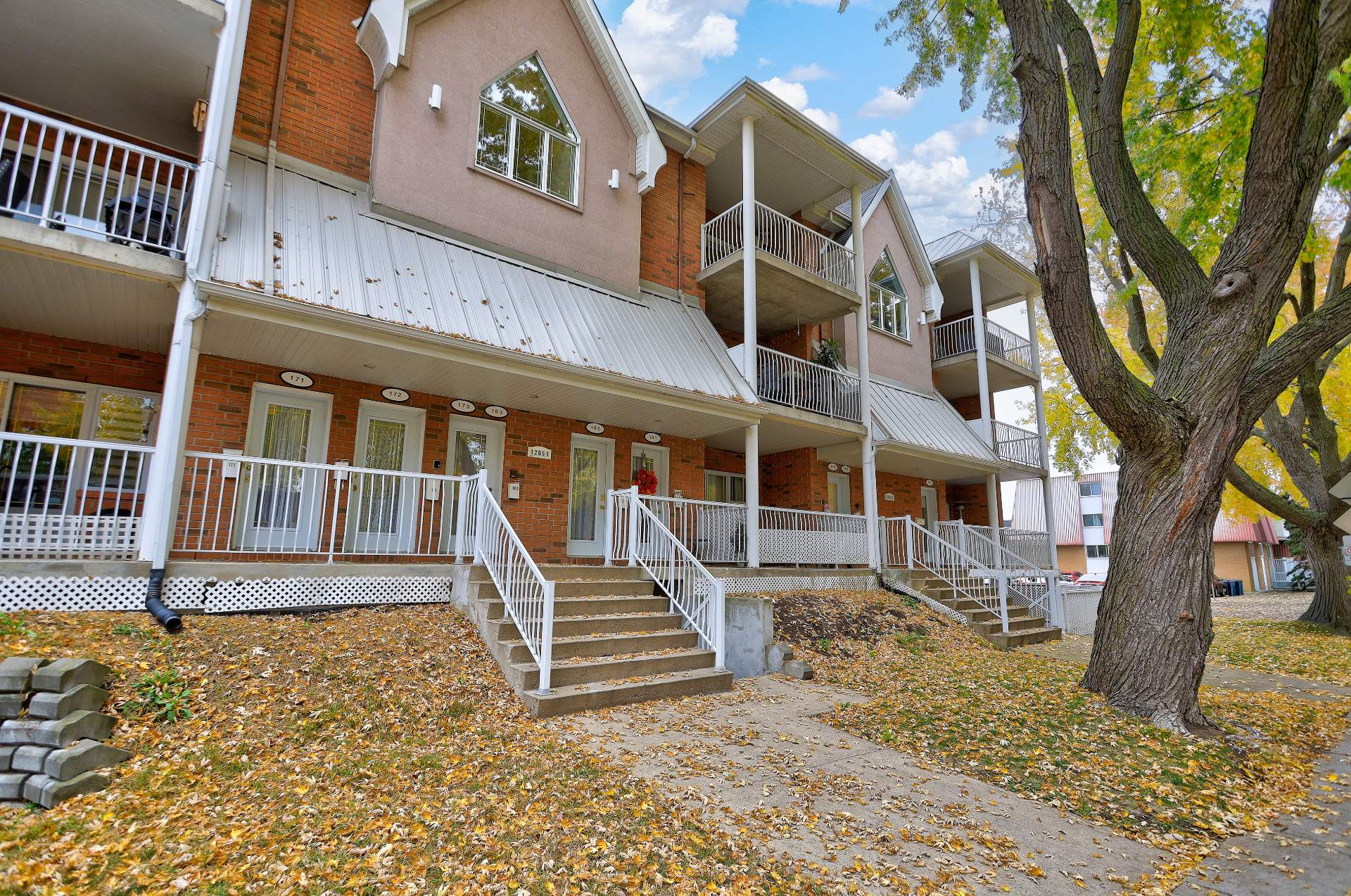 MLS: 28200326