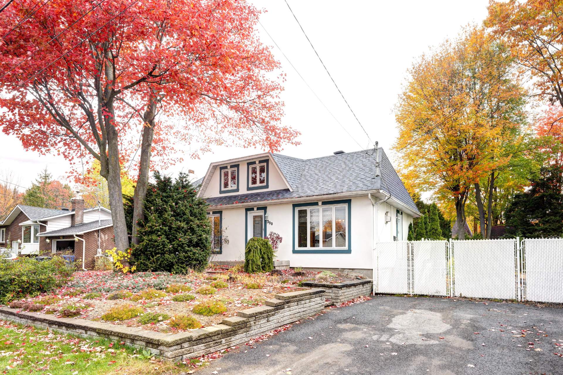 MLS: 21533483