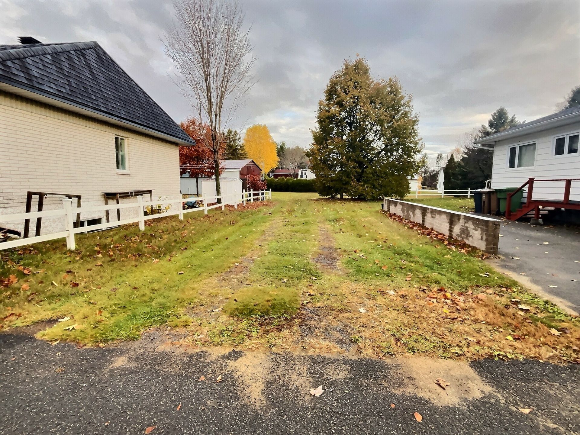 MLS: 24601504