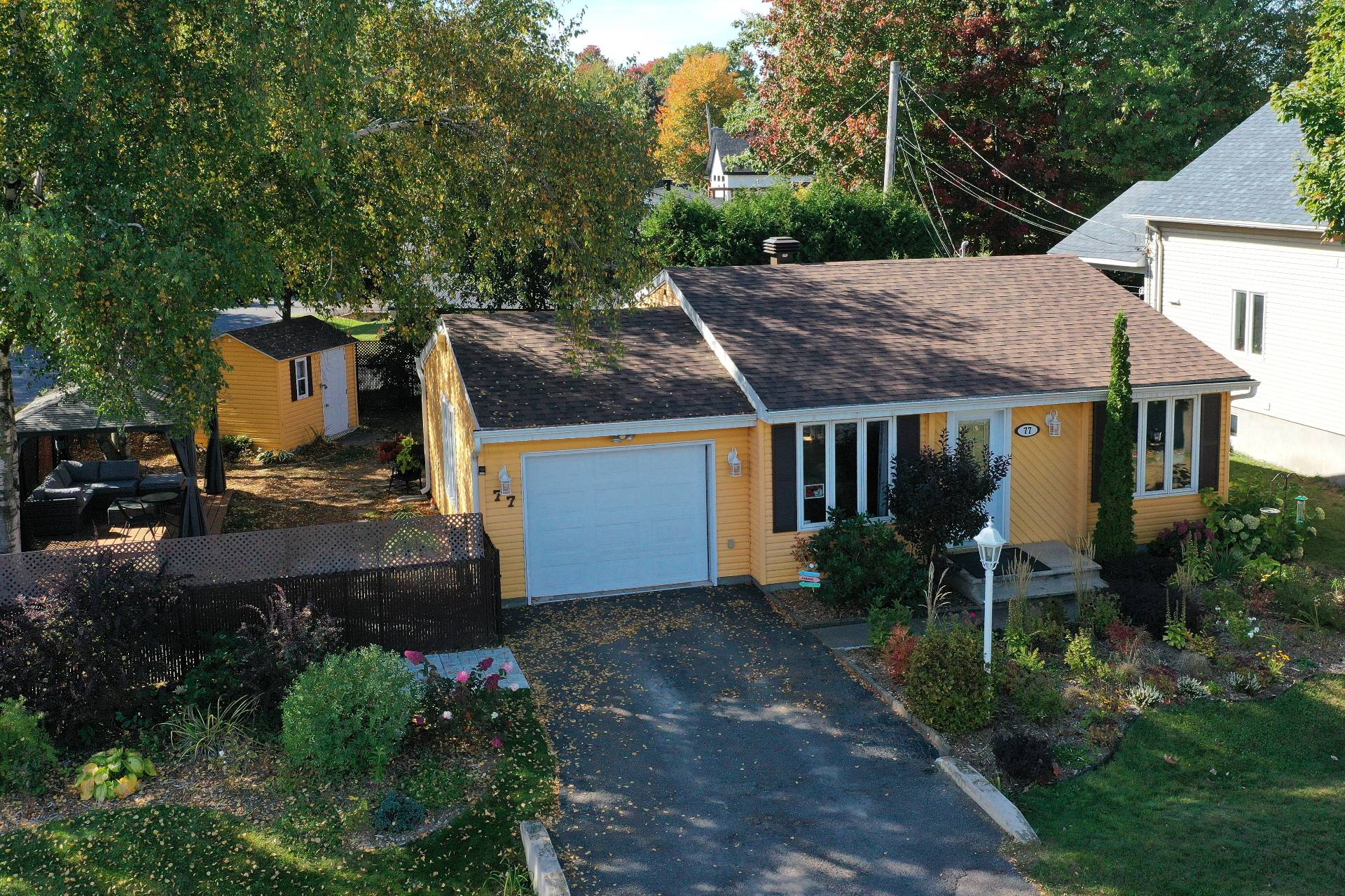 MLS: 20856009
