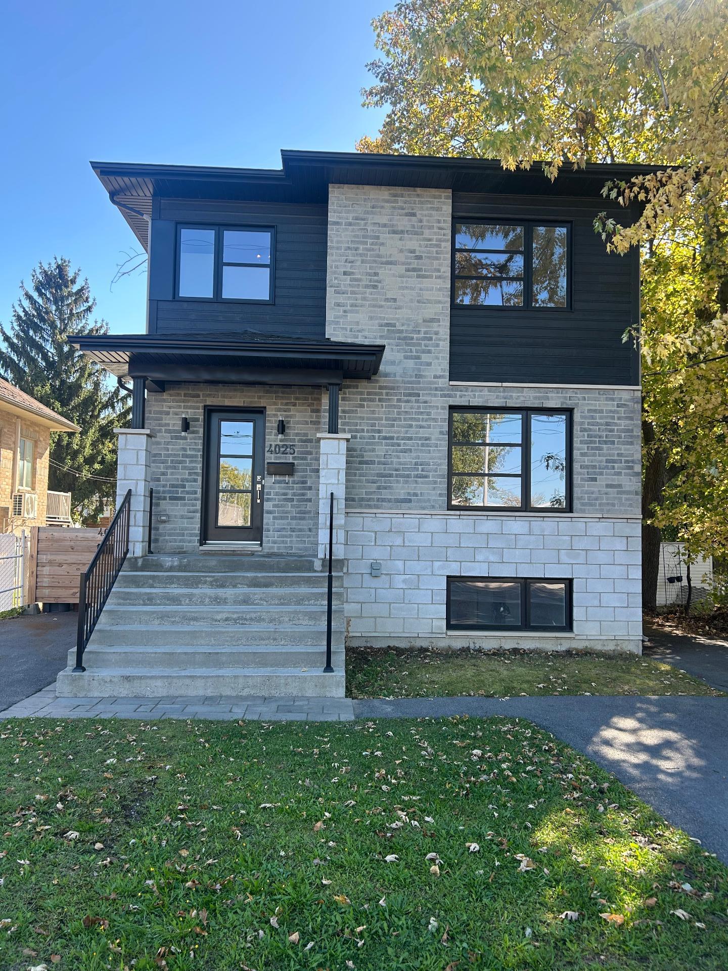 MLS: 24731575