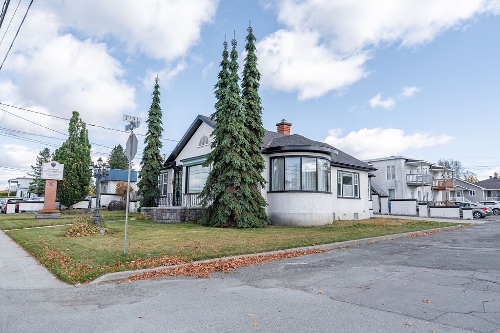 MLS: 15183104