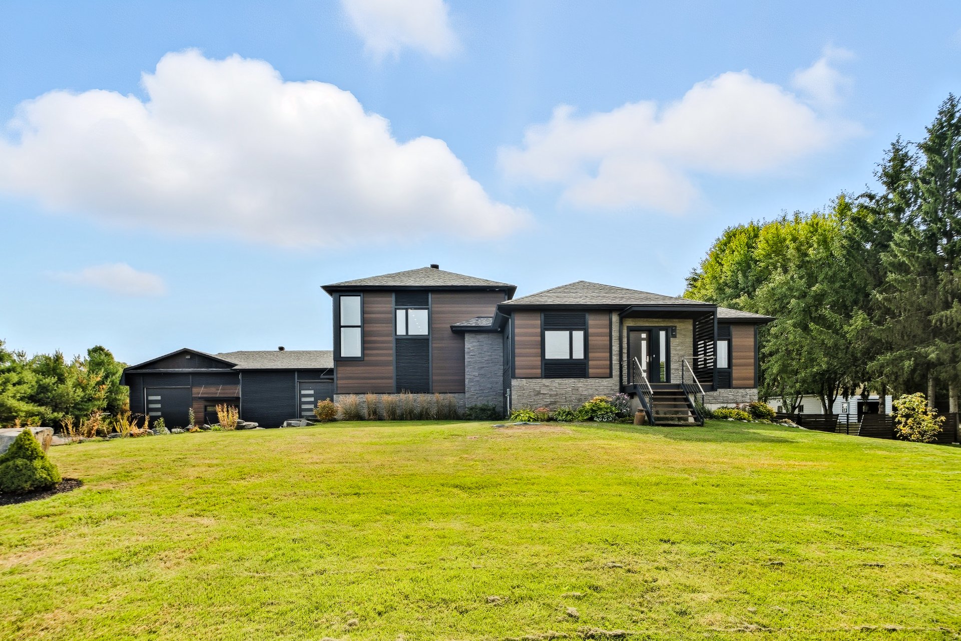 MLS: 12919635