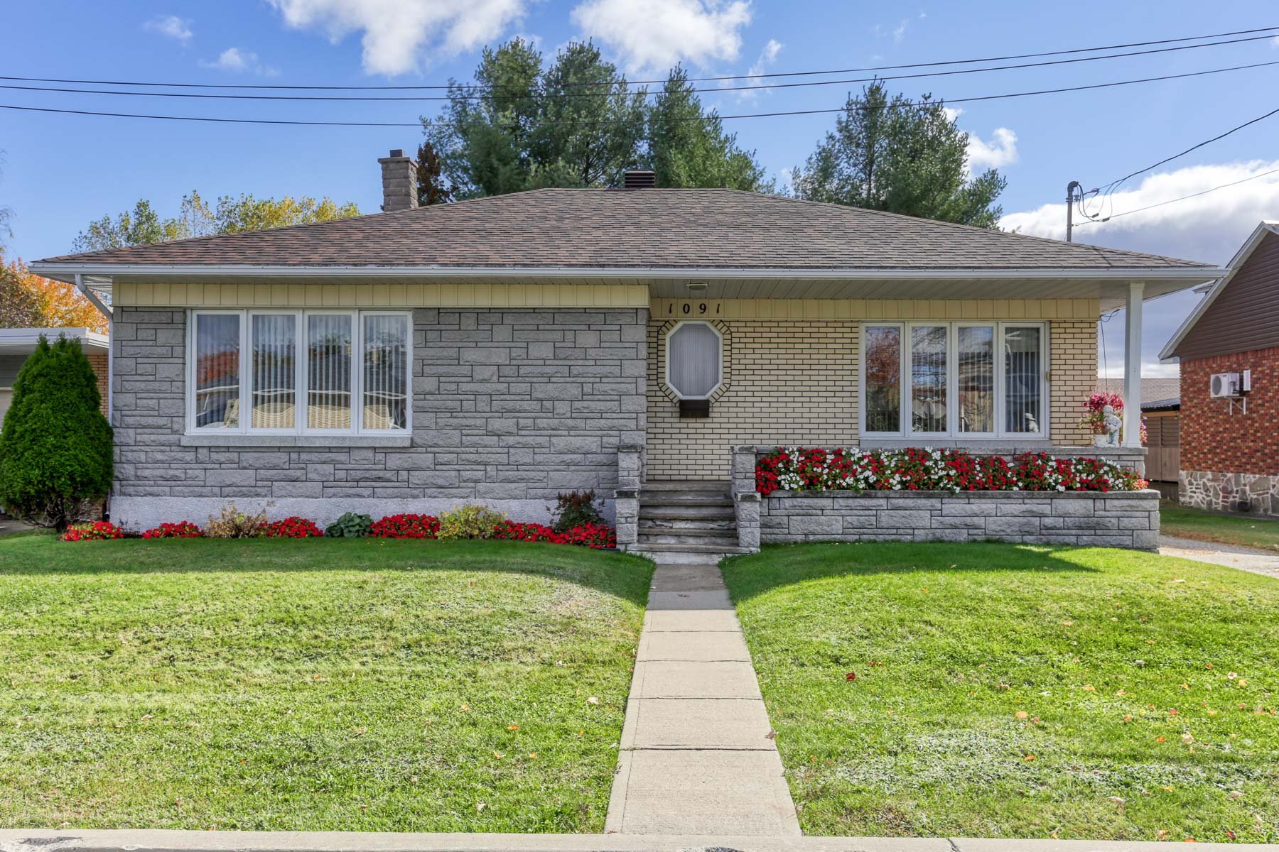 MLS: 19488308