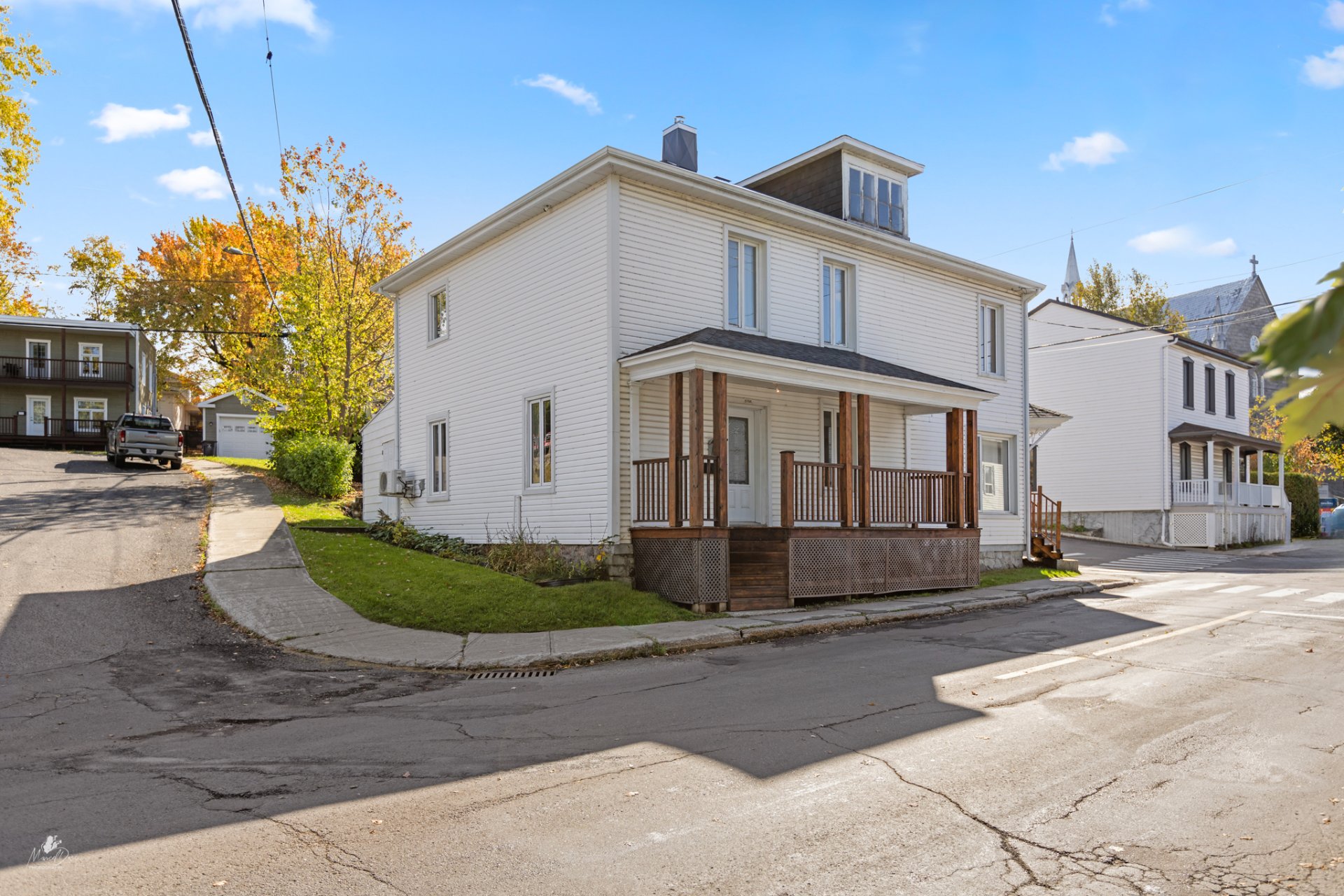MLS: 17993124