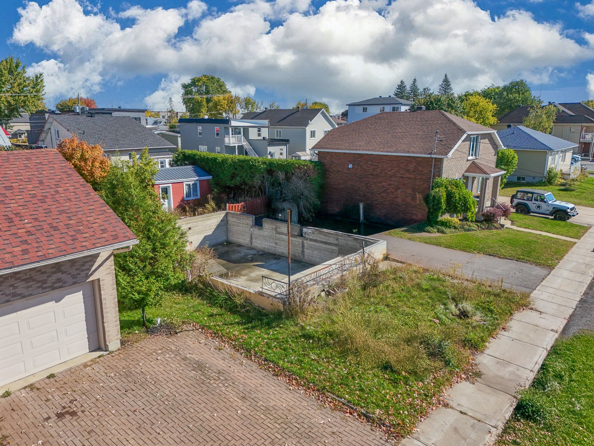 MLS: 16687450