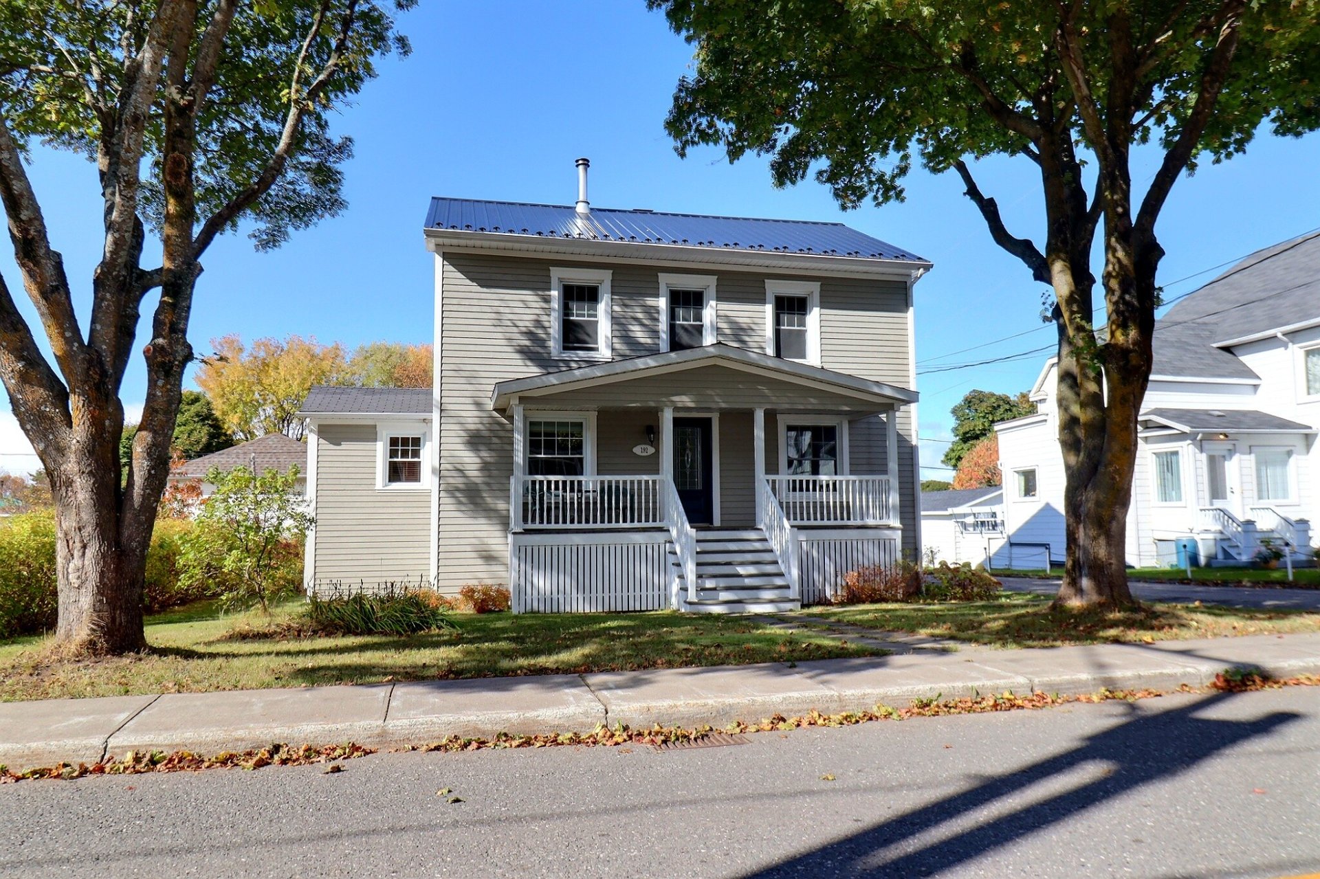 MLS: 21965152