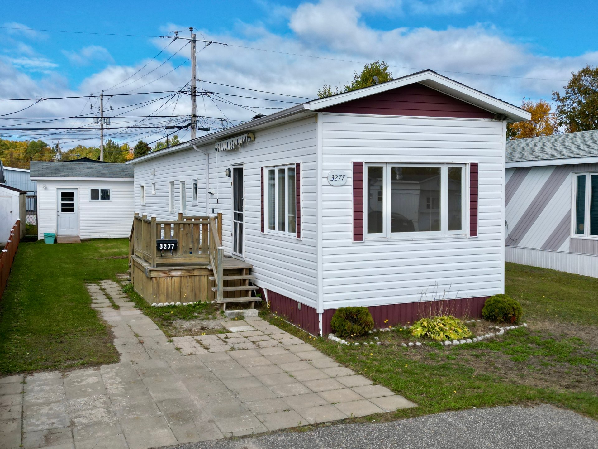 MLS: 27416195