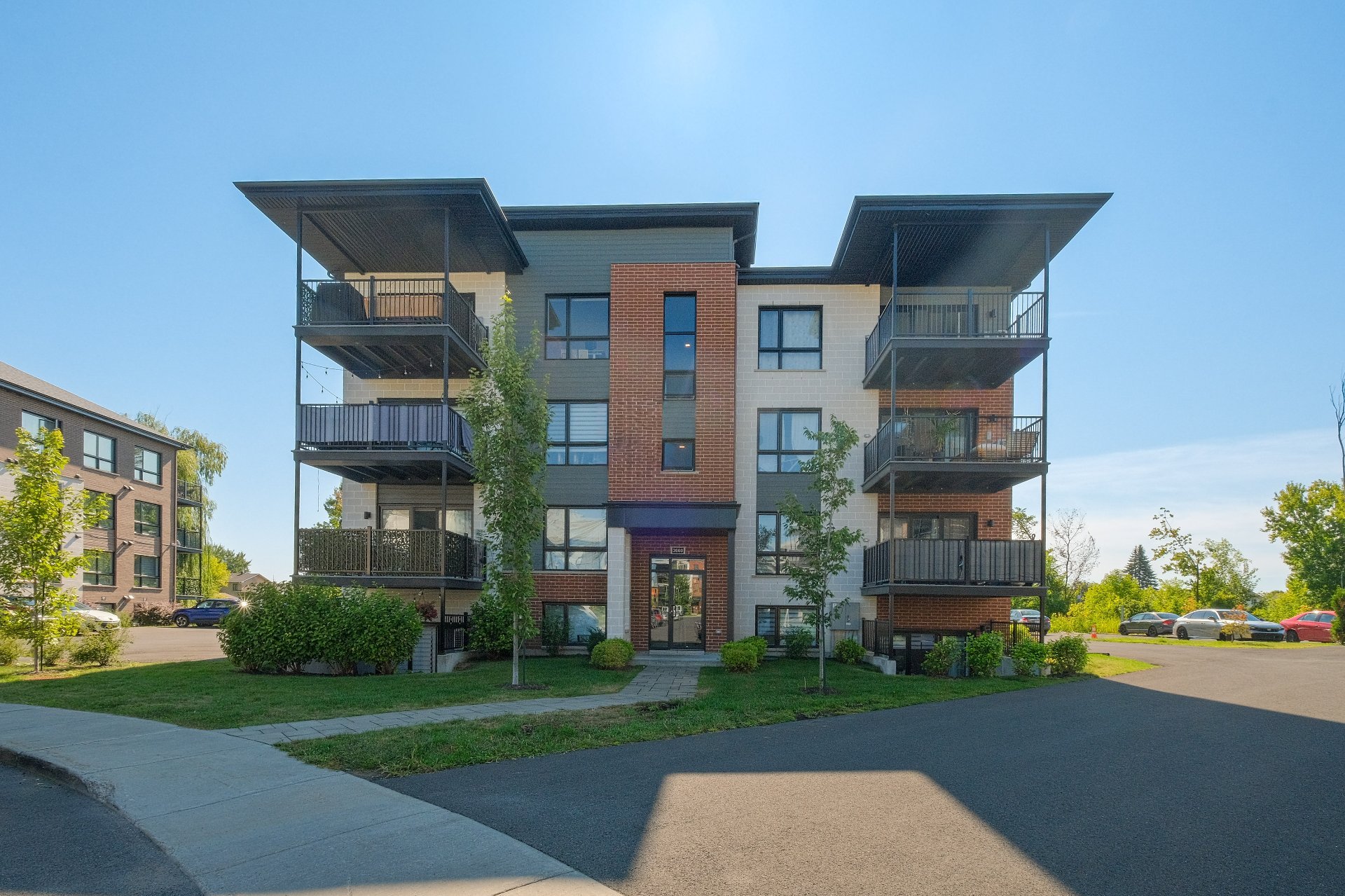 MLS: 25710076