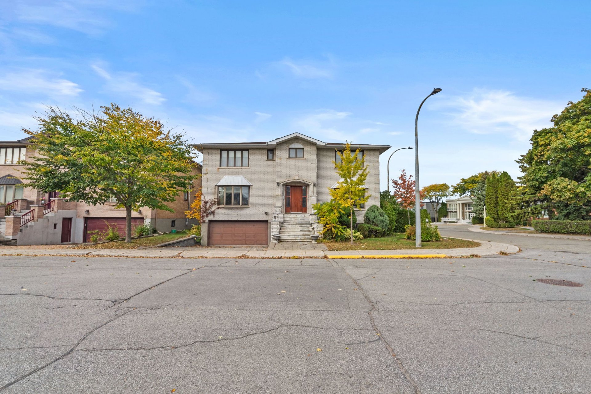 MLS: 19186156