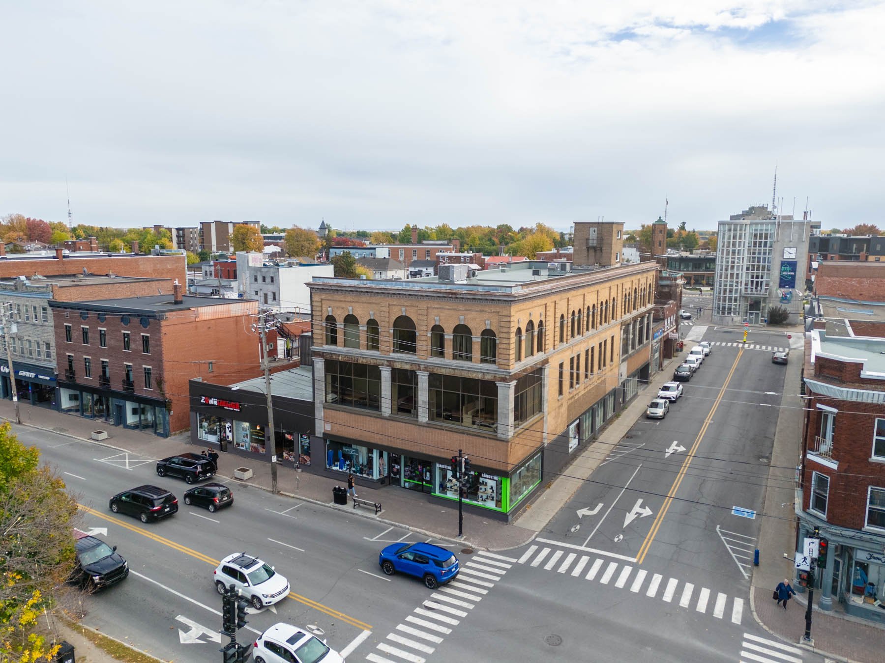 MLS: 21820367