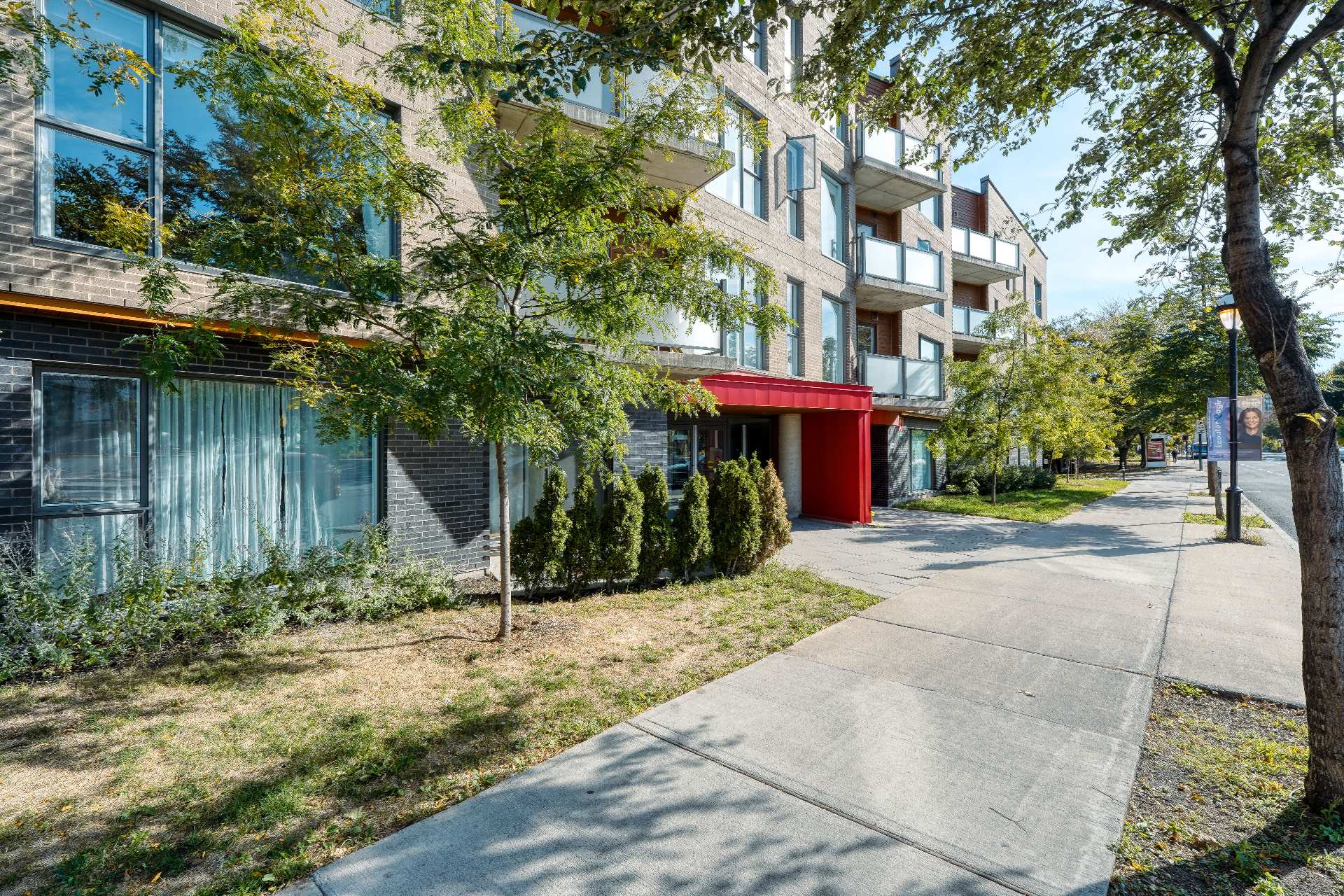 MLS: 24540144