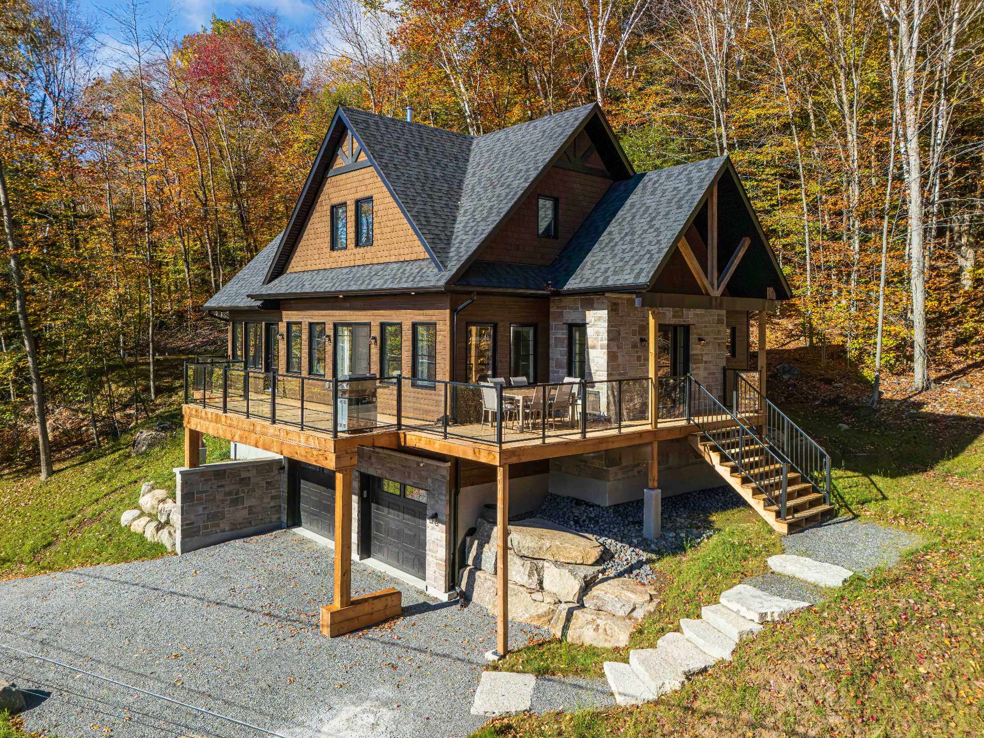MLS: 25972544