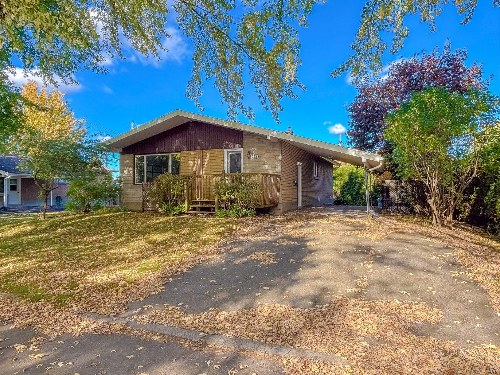 MLS: 21494373