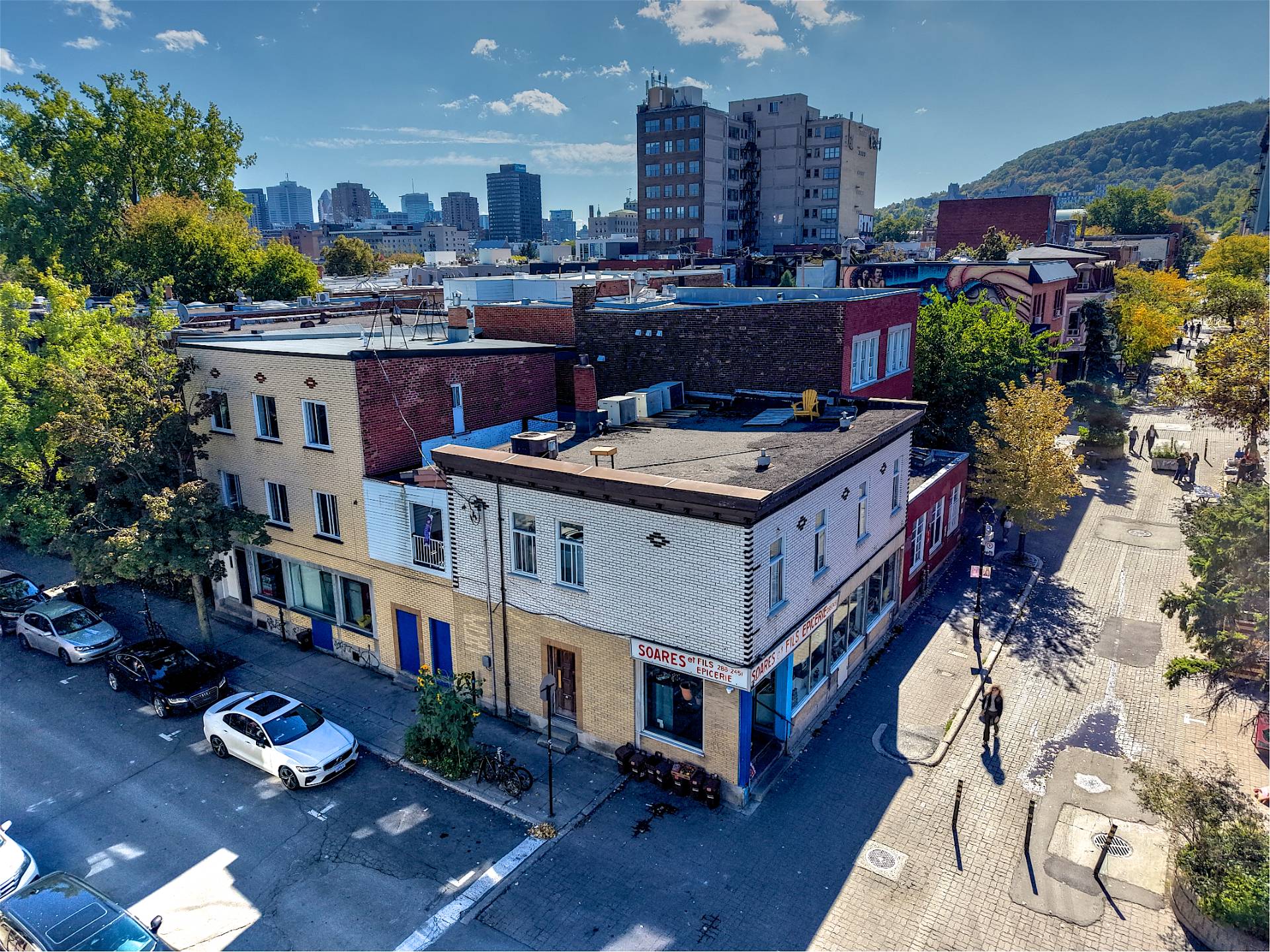 MLS: 26037378