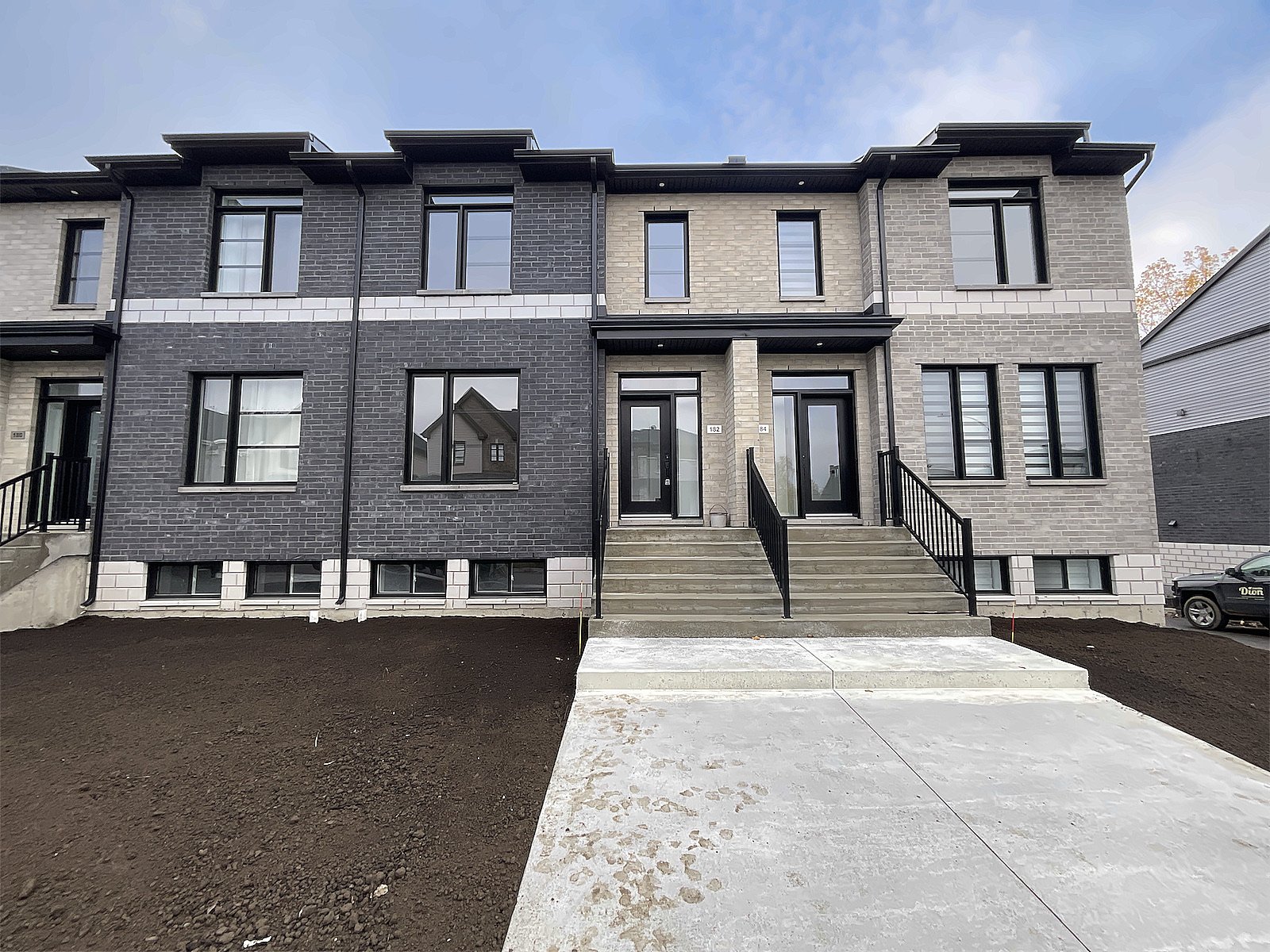 MLS: 17710043